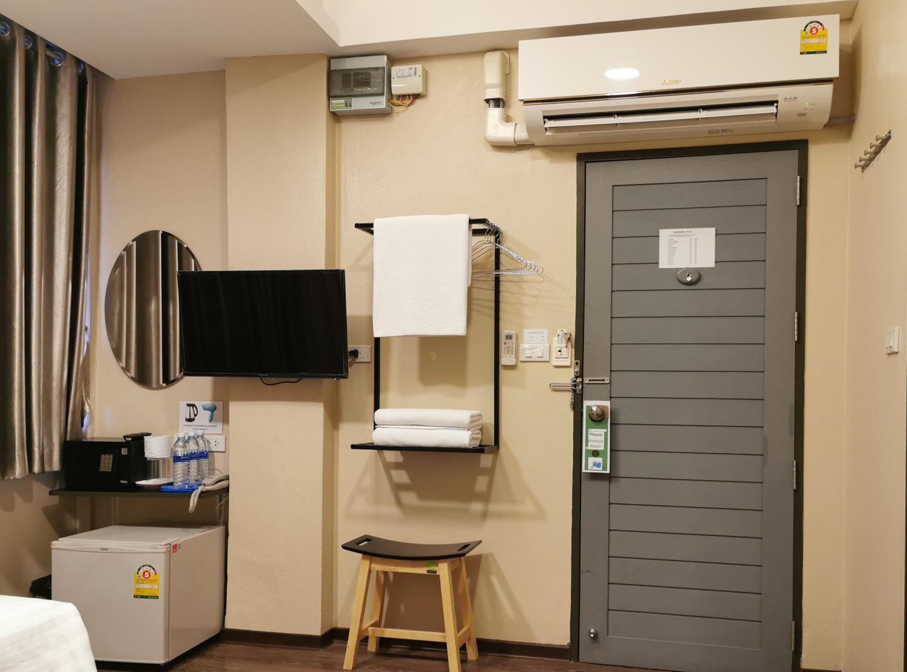 Deluxe Triple Room photo 2