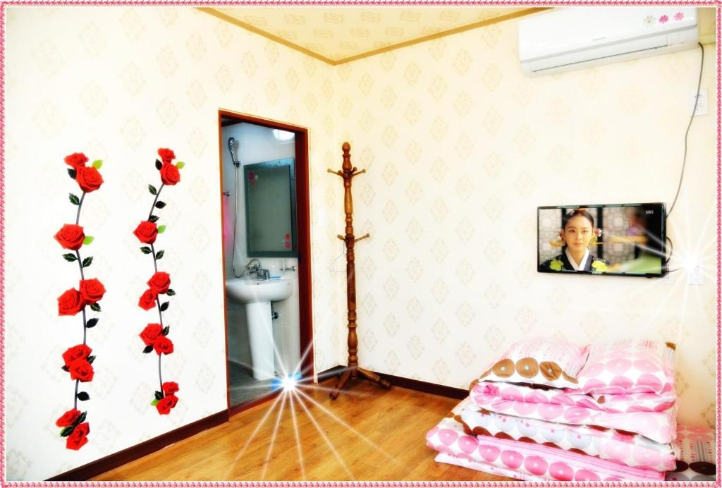 Family Studio - Photo 11