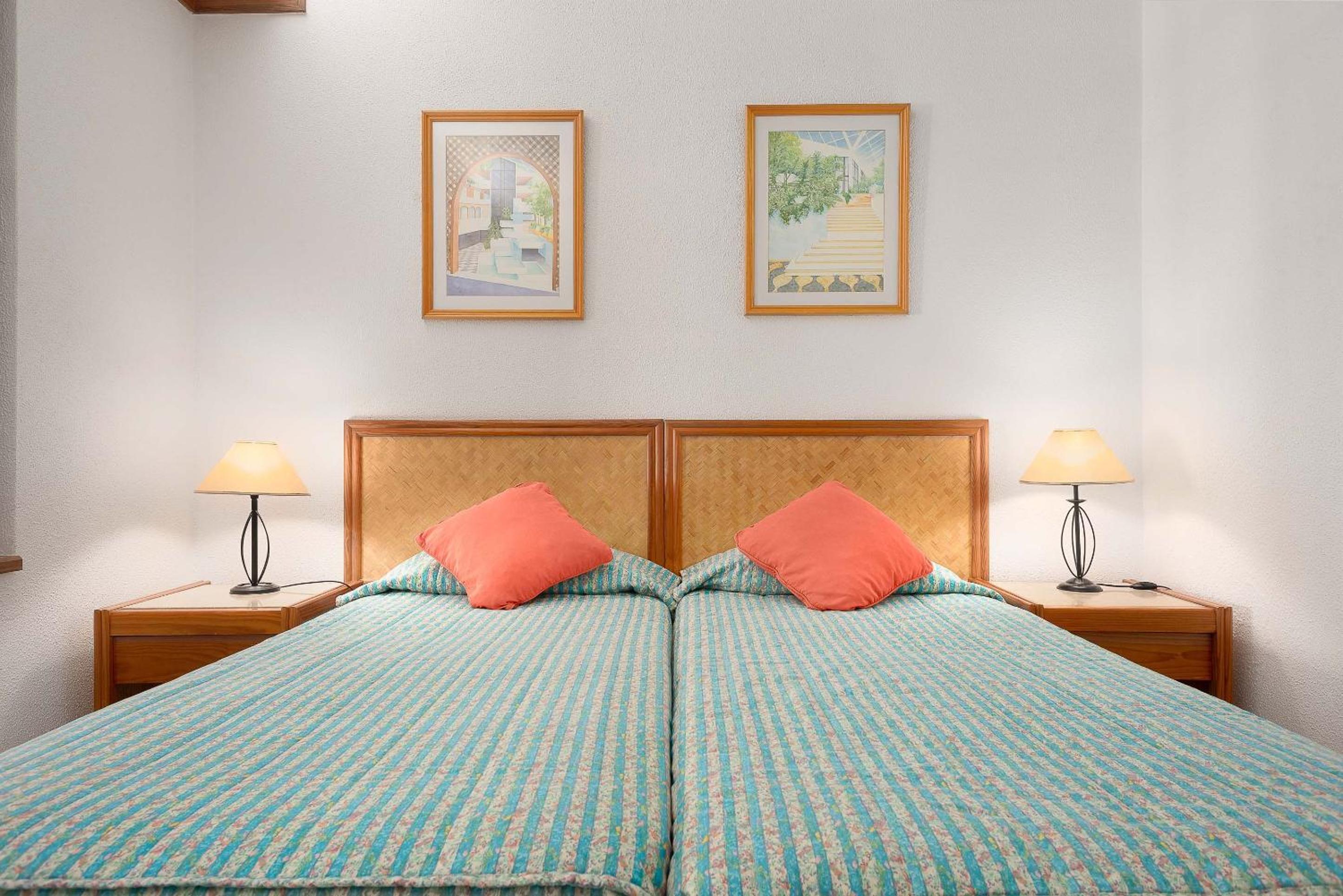 Deluxe Room - Photo 1
