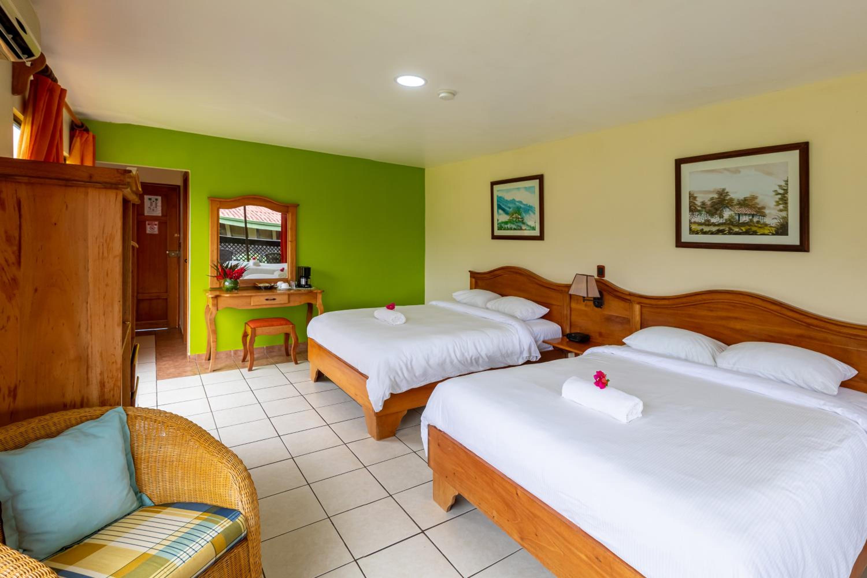 Superior Double Room - Photo 8