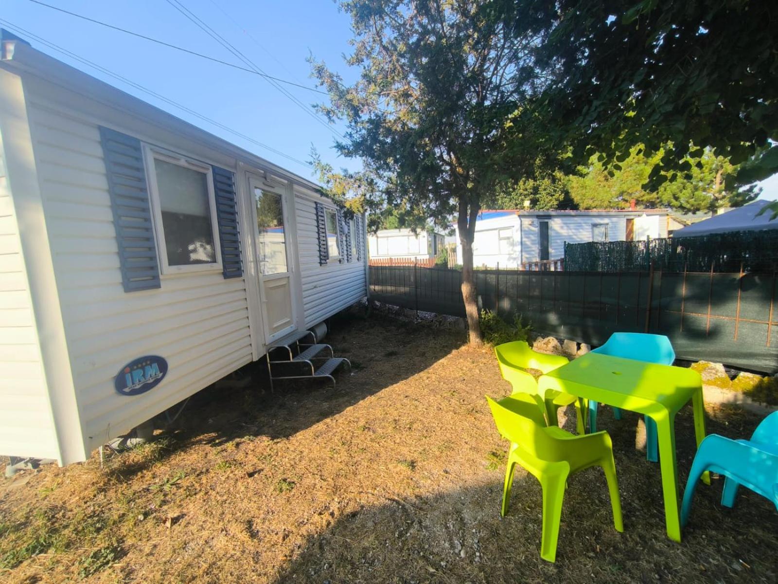 Bungalow with Patio