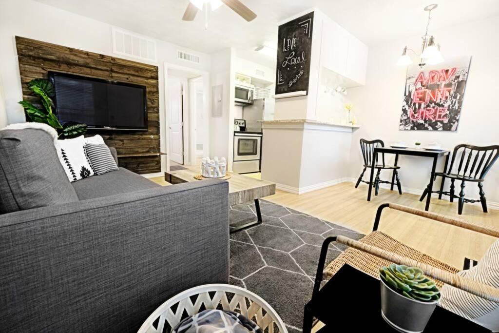One-Bedroom Apartment - Photo 21