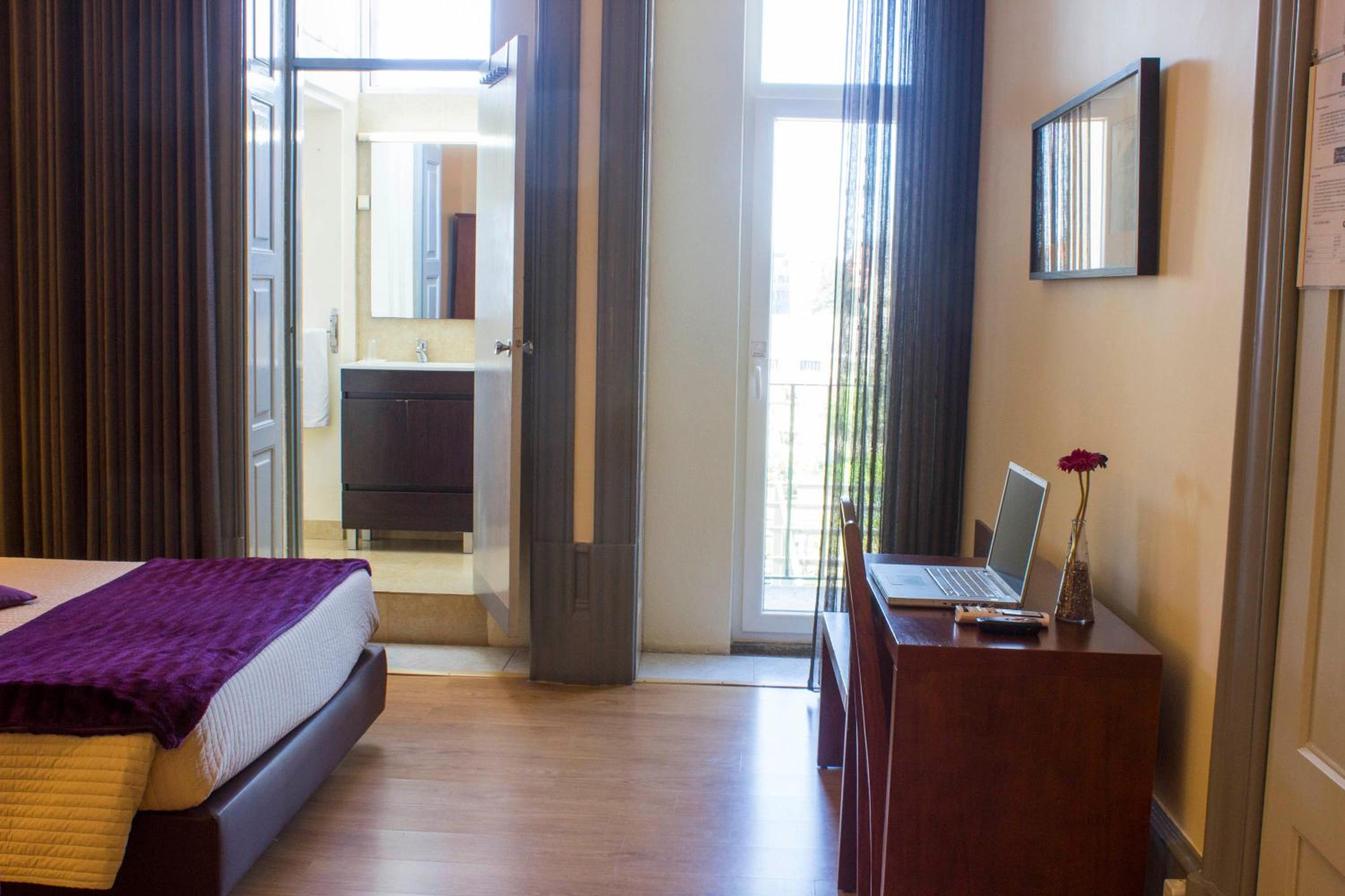 Suite with Garden View