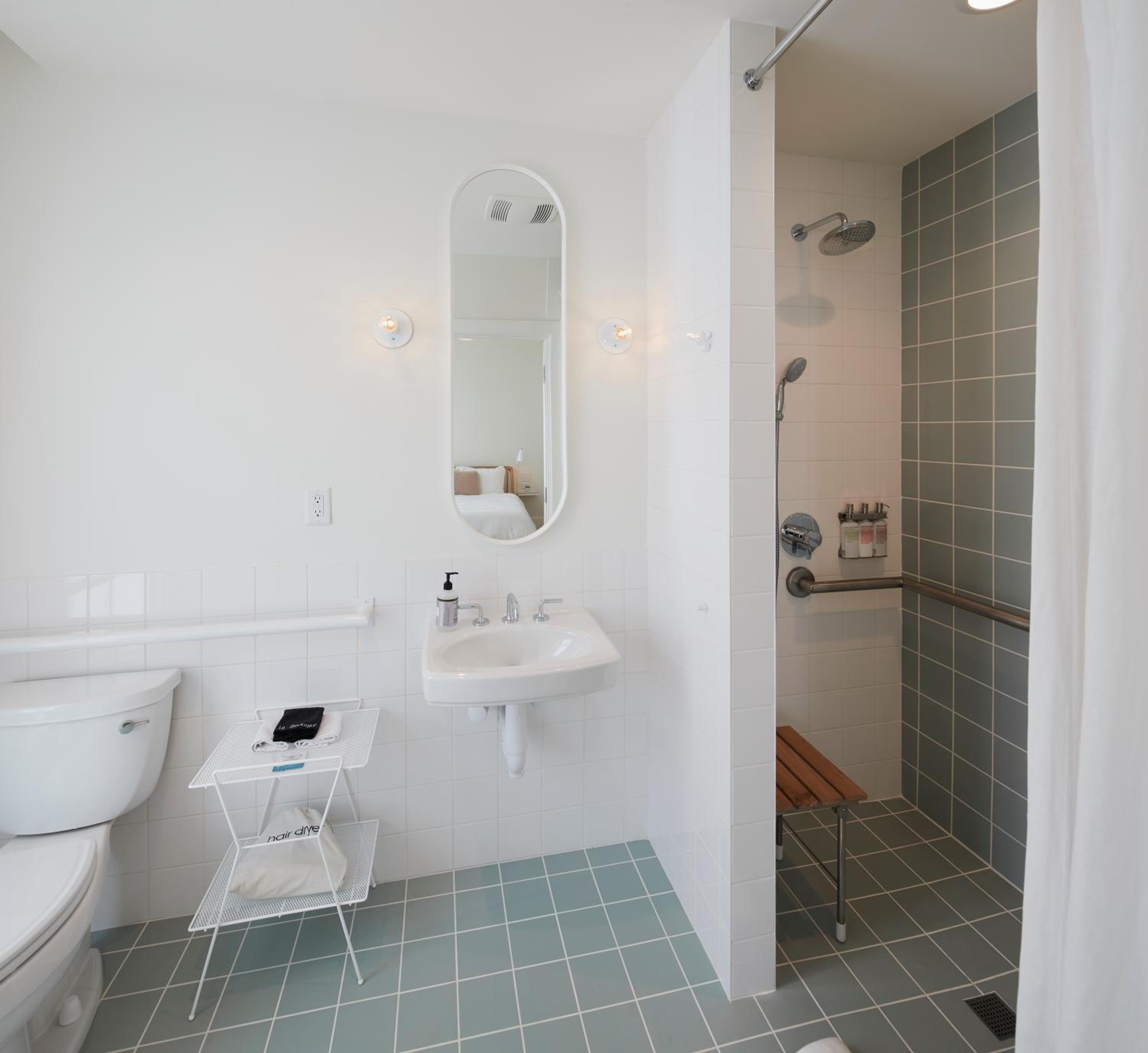 Queen Room - Photo 2