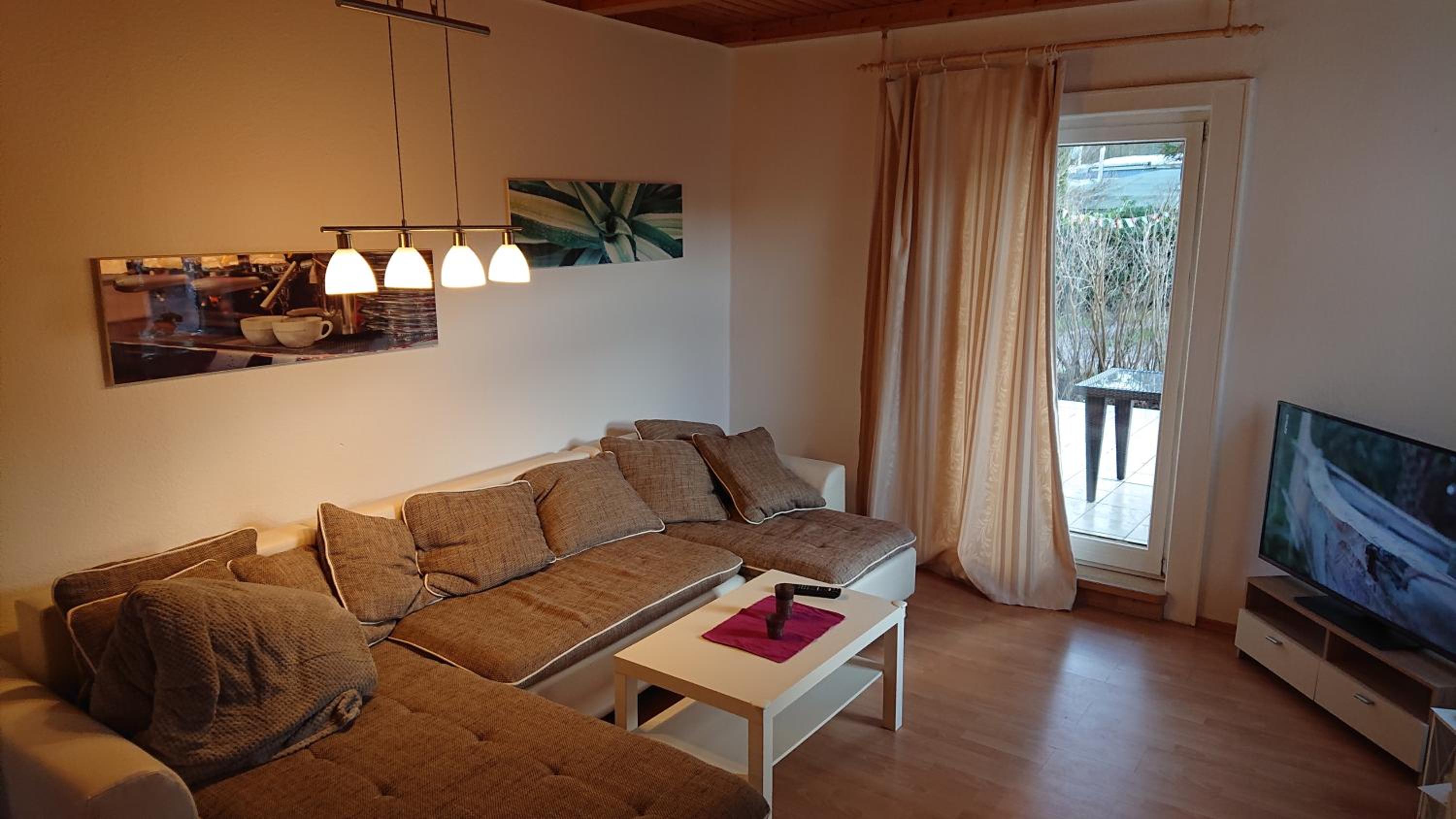 One-Bedroom Apartment photo 2