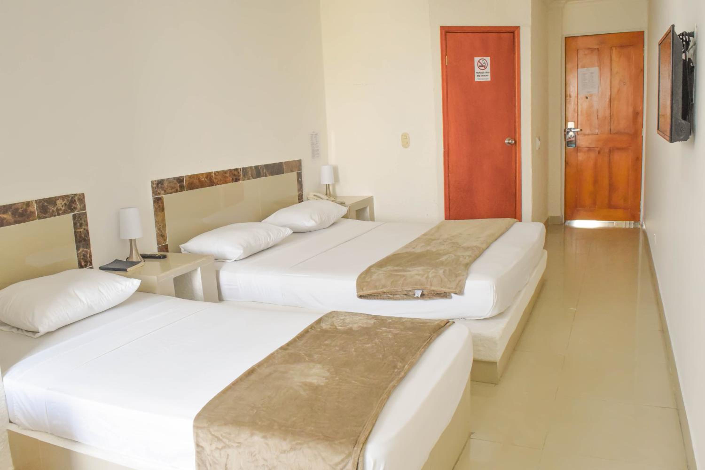 Standard Triple Room - Photo 3