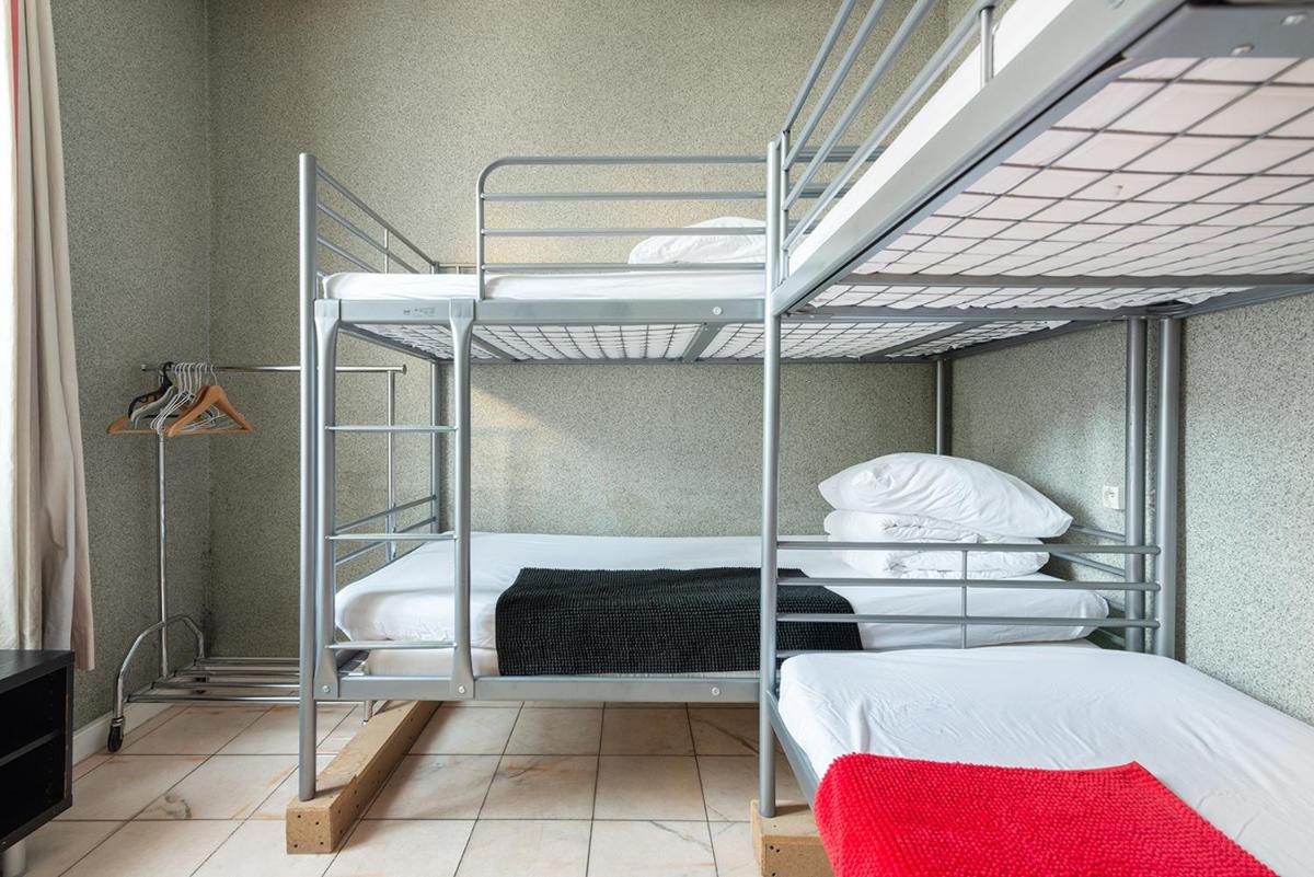 Bunk Bed in Female Dormitory Room   photo 2