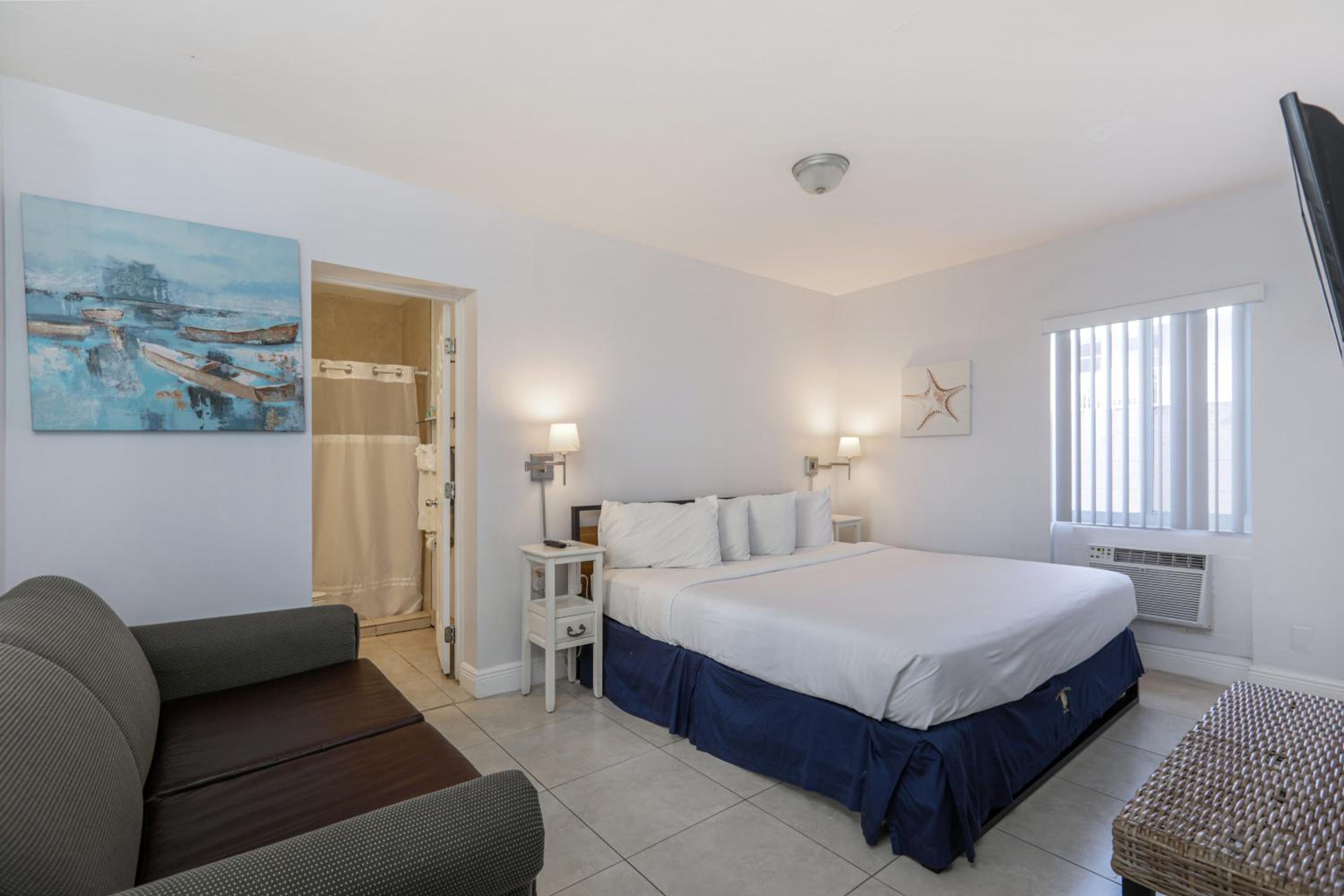 Superior King Room