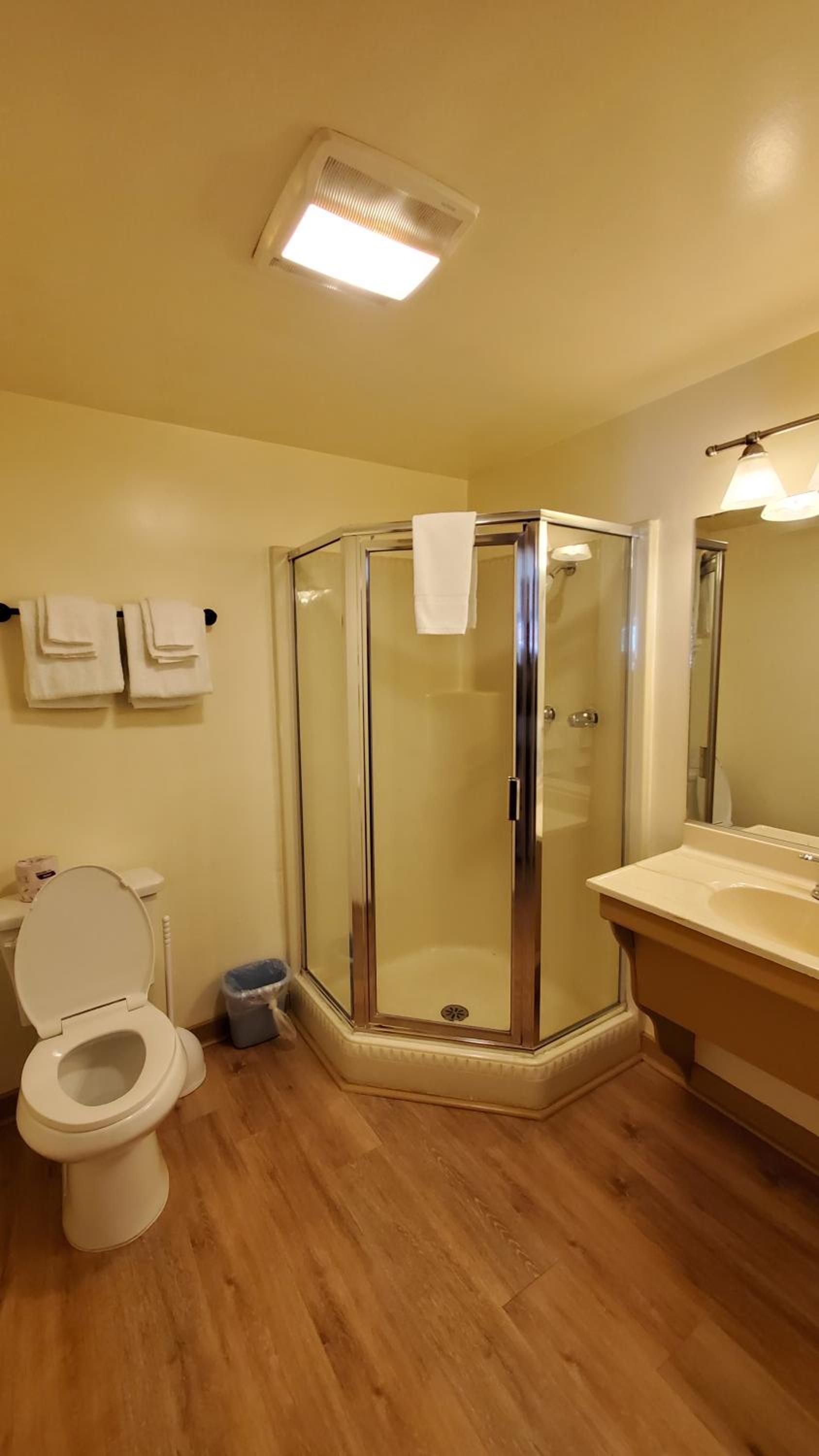 King Suite photo 3