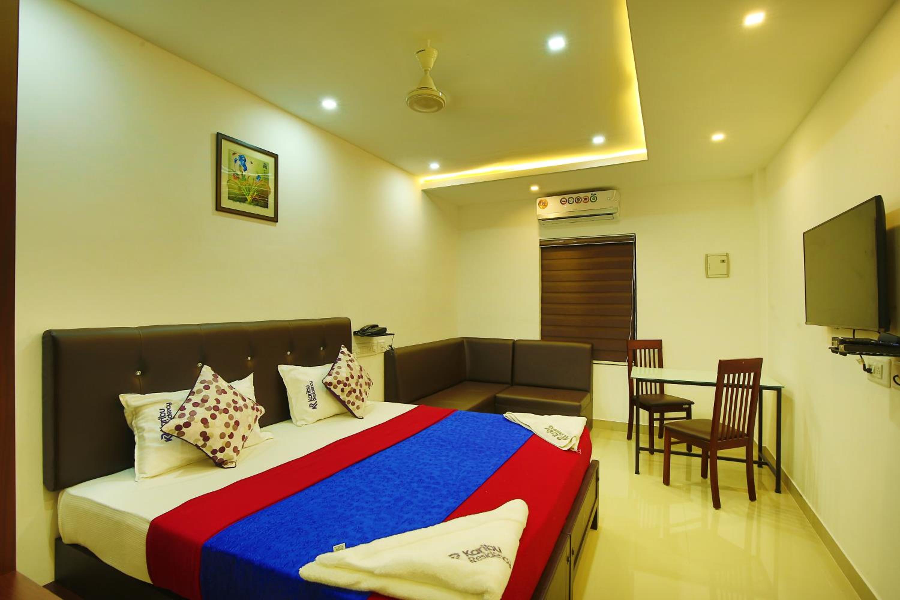 Standard Double Room with Fan - Photo 4