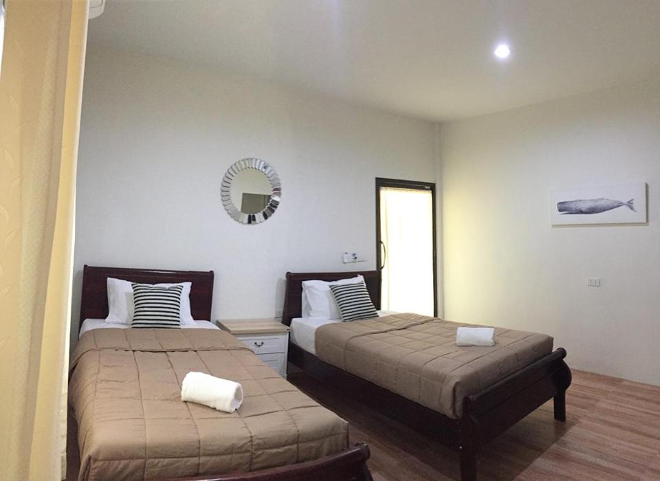 Deluxe Twin Room - Photo 1