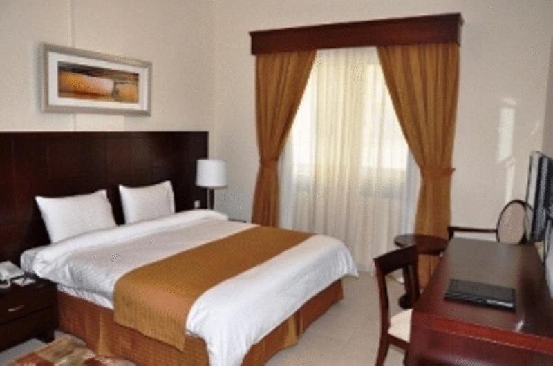 One-Bedroom Suite photo 1