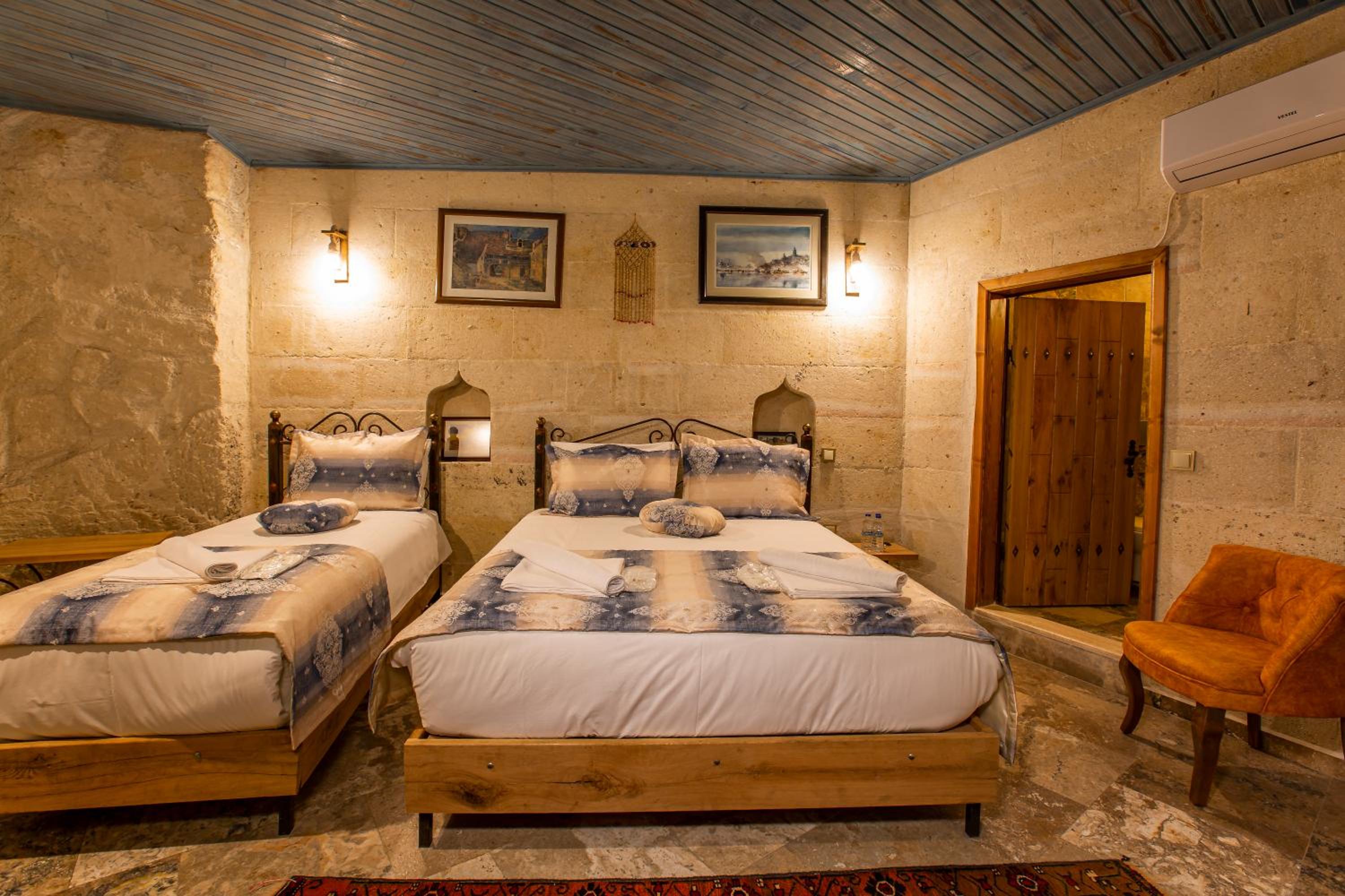 Standard Triple Room - Photo 1