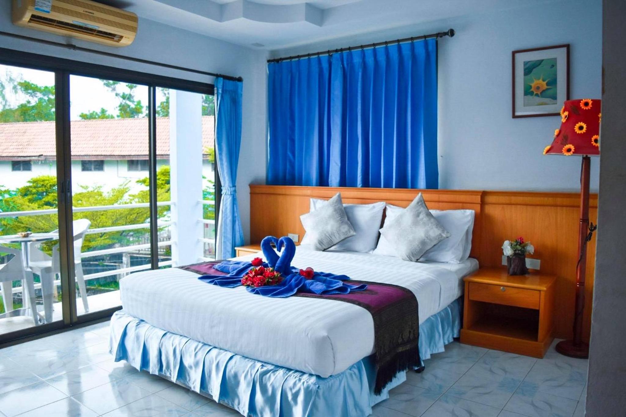 Double Room with Balcony - Photo 1