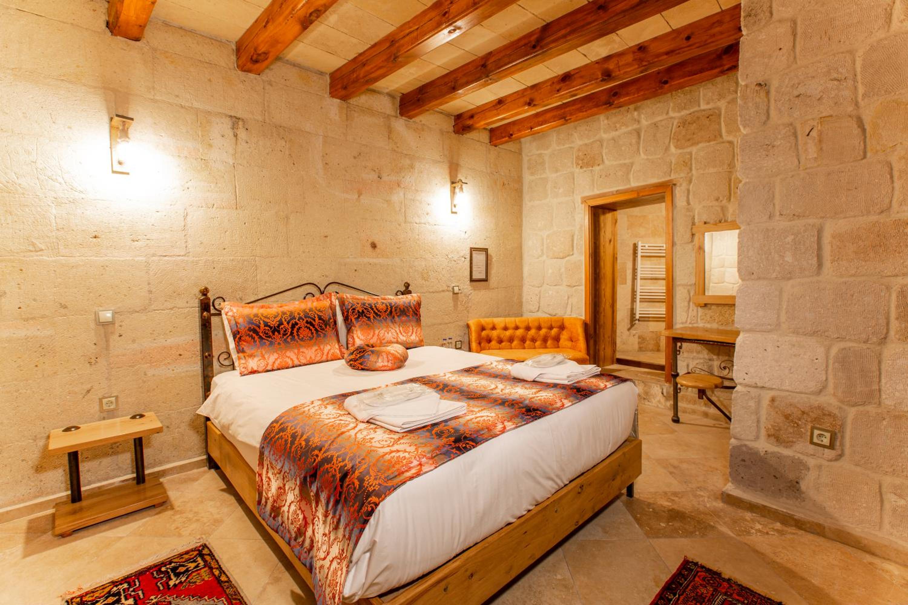 Standard Double Room - Photo 6