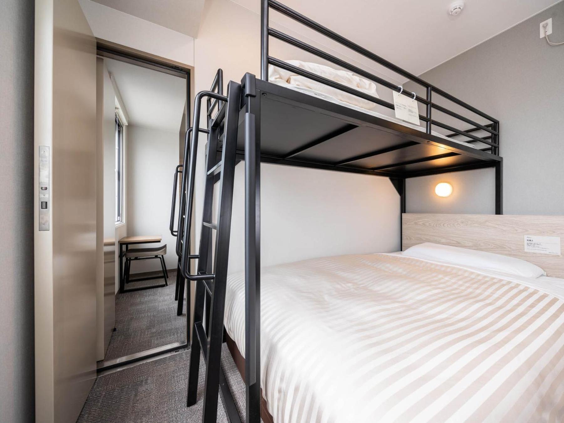 Connecting Triple Room - Non-Smoking - Photo 10