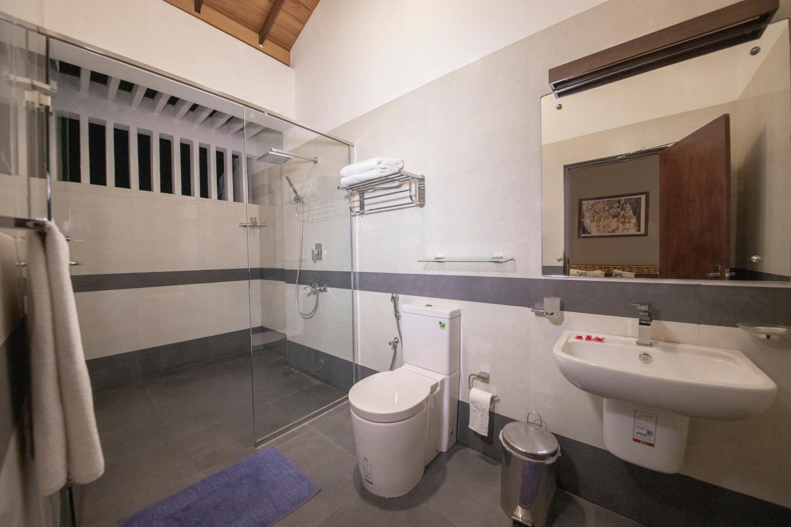 Triple Room with Balcony & Pool View (Early Check-in & Late Check-out on Availability Basis) photo 2