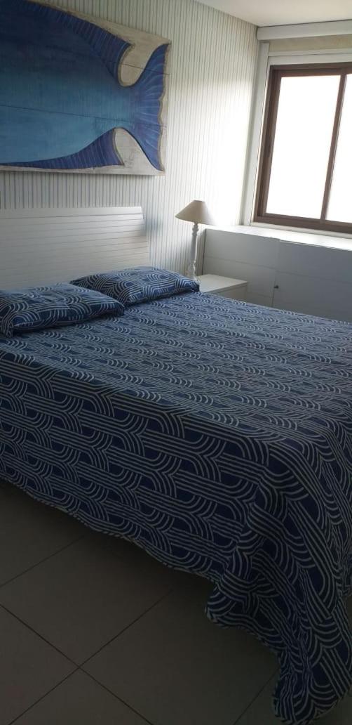 One-Bedroom Apartment - Photo 2