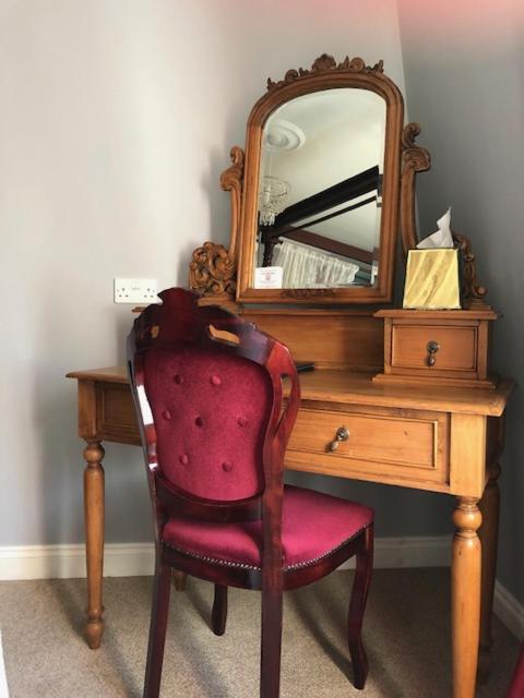 Superior King Room photo 2
