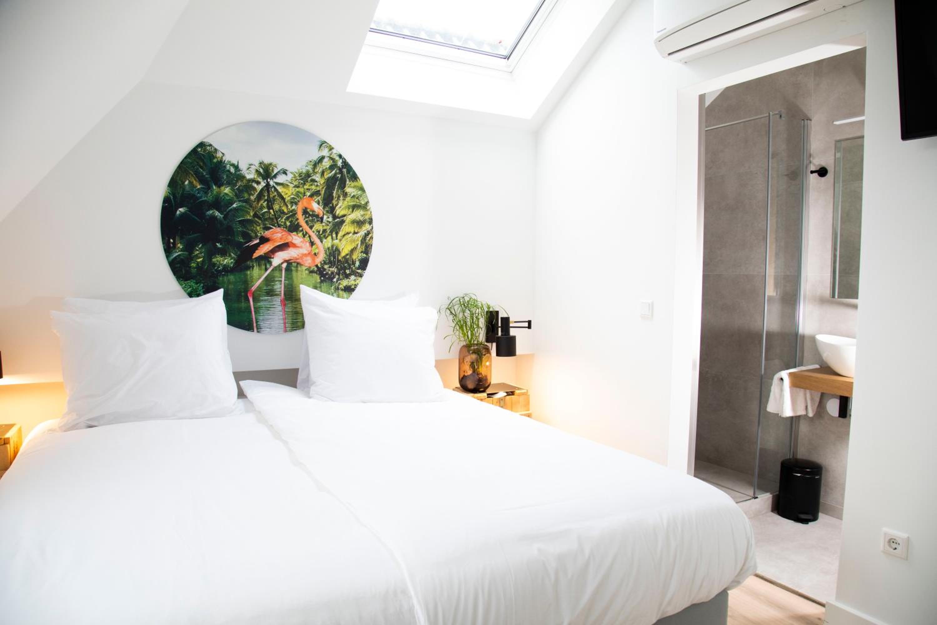 King Room with City View - Photo 8