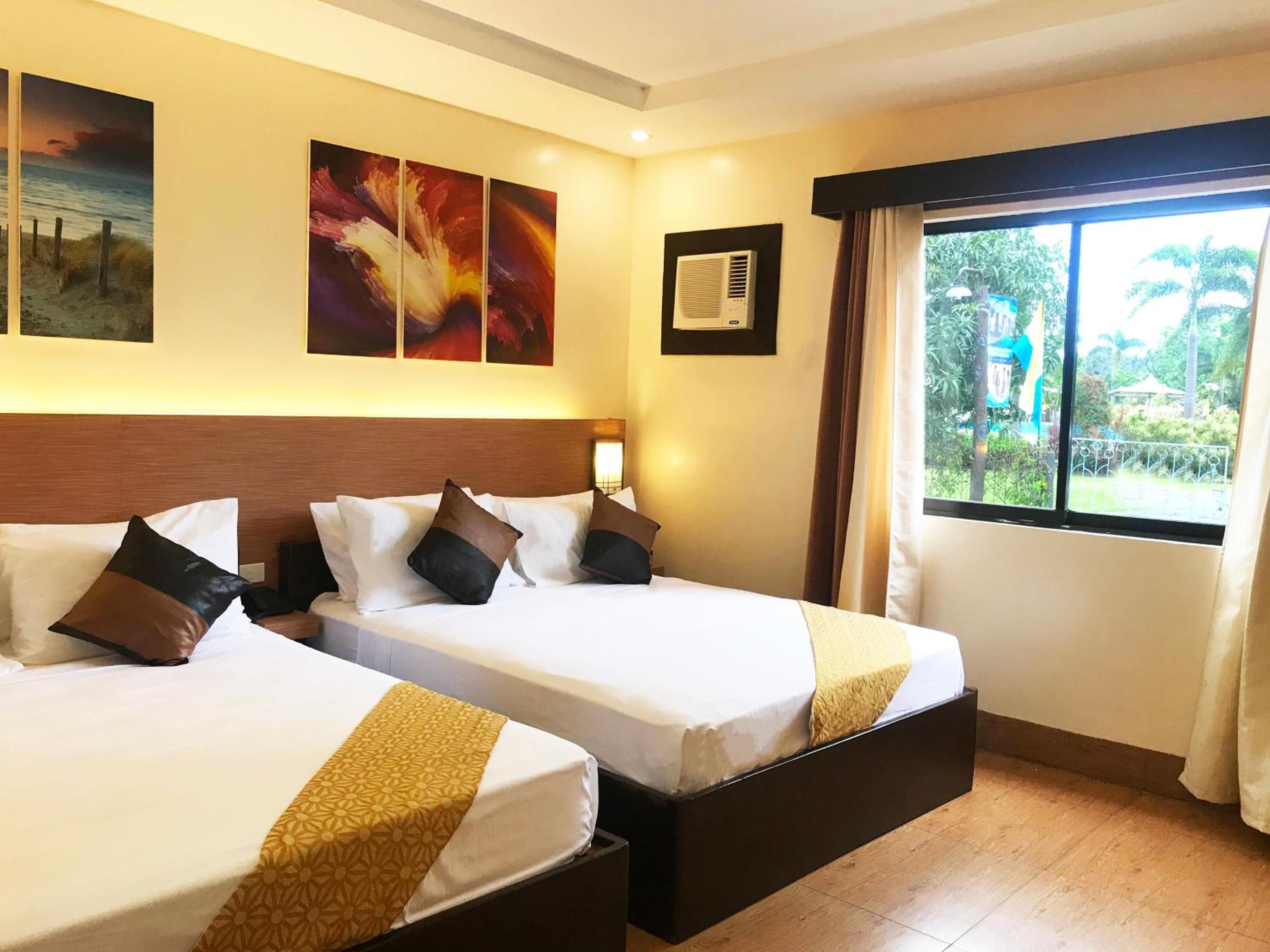 Deluxe Twin Room photo 2