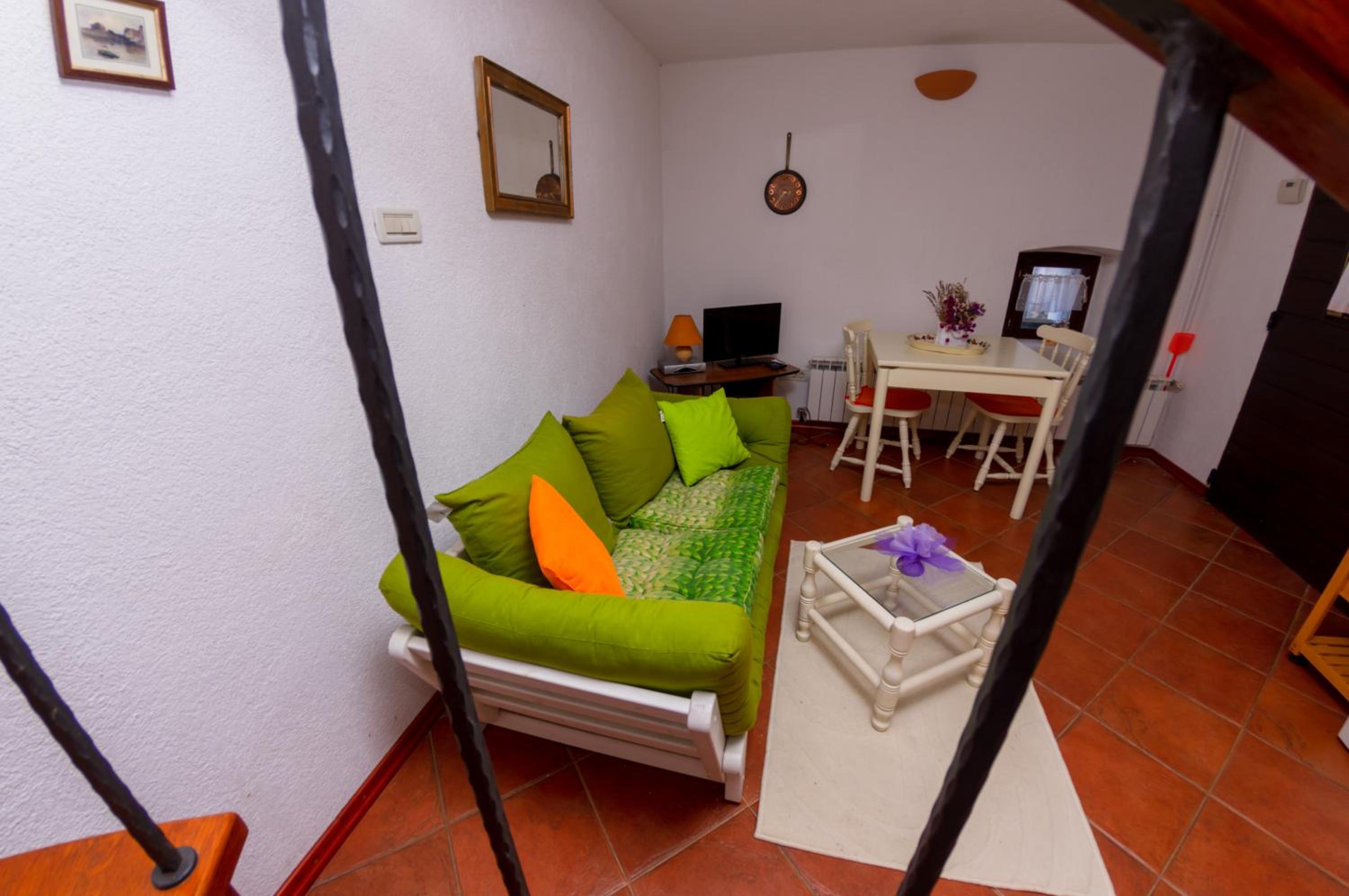 One-Bedroom House