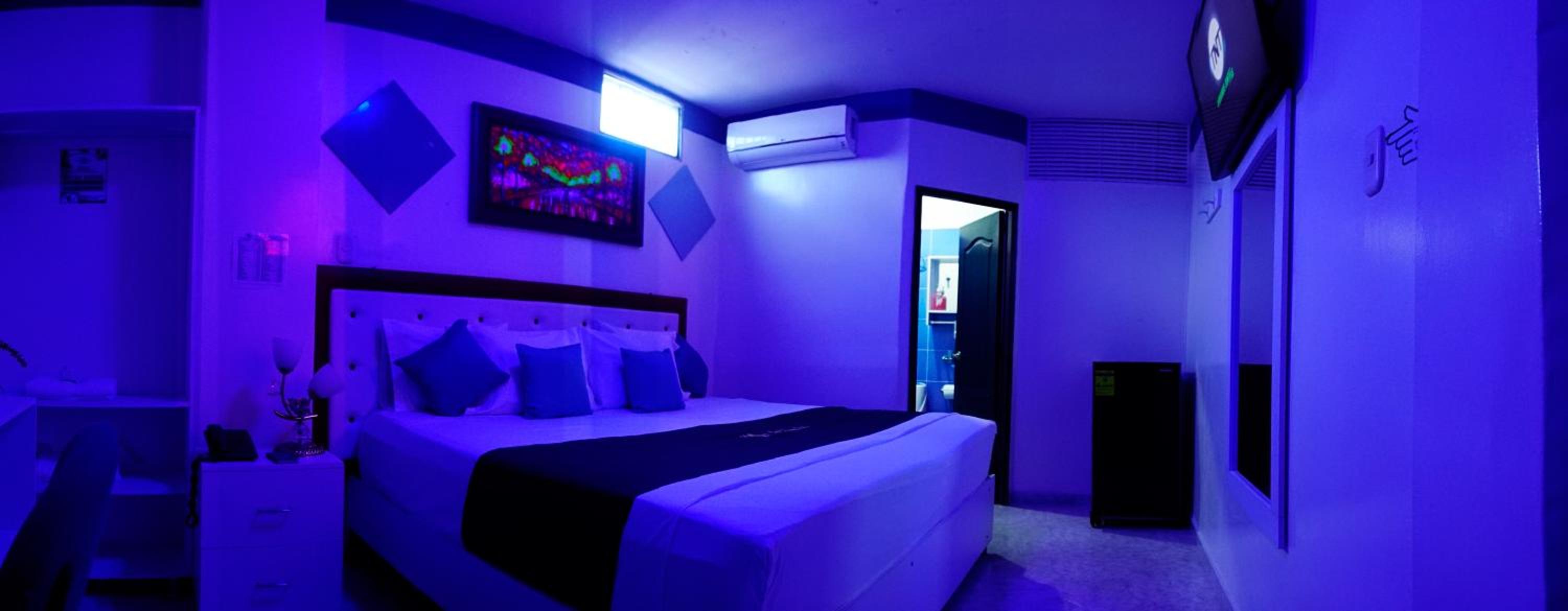 Deluxe King Room photo 1