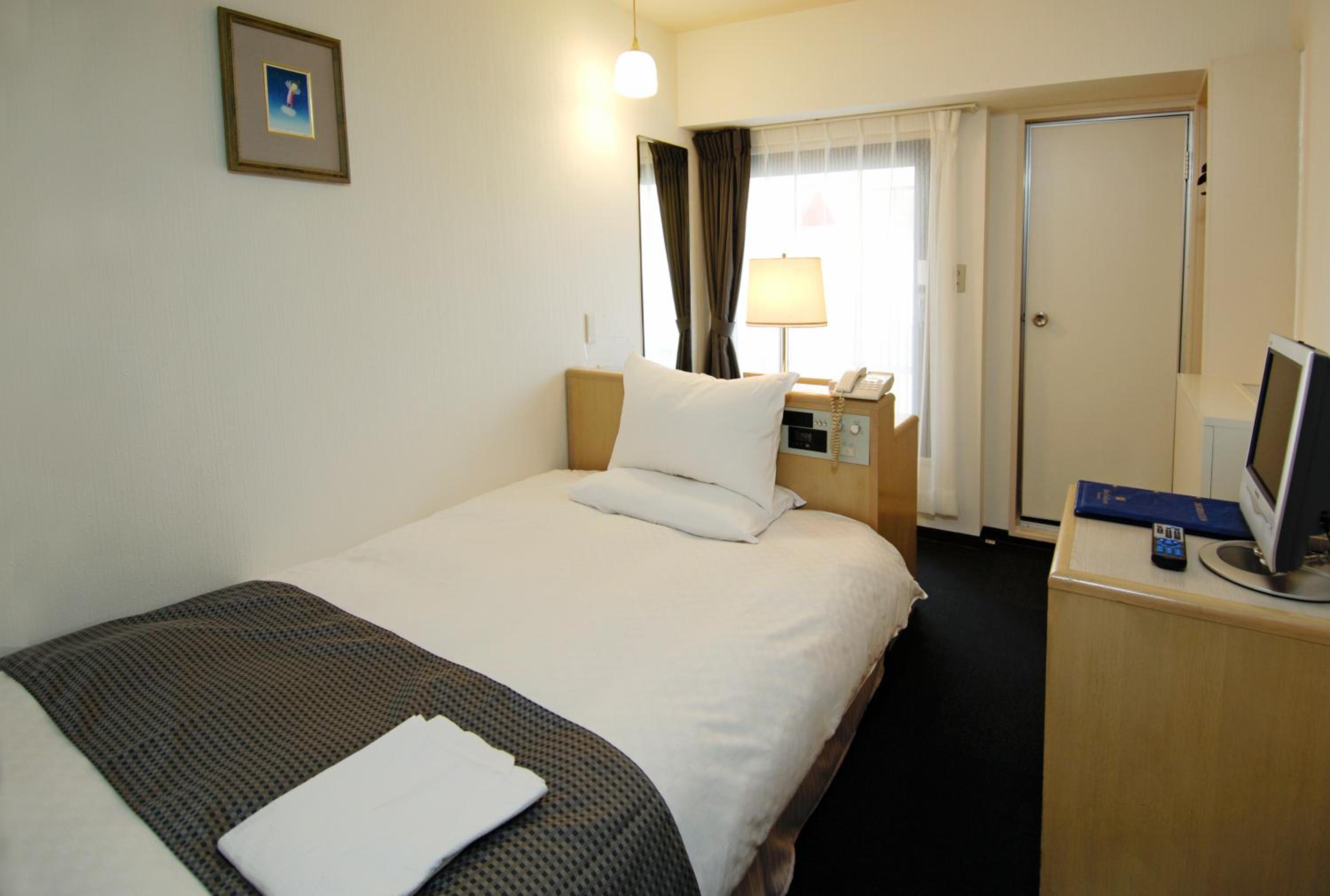Economy Single Room - Non-Smoking photo 1