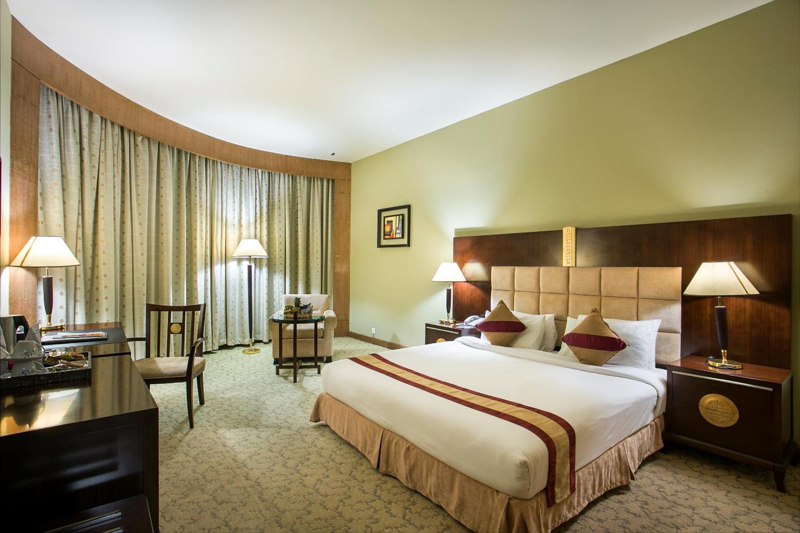 Executive Suite photo 2
