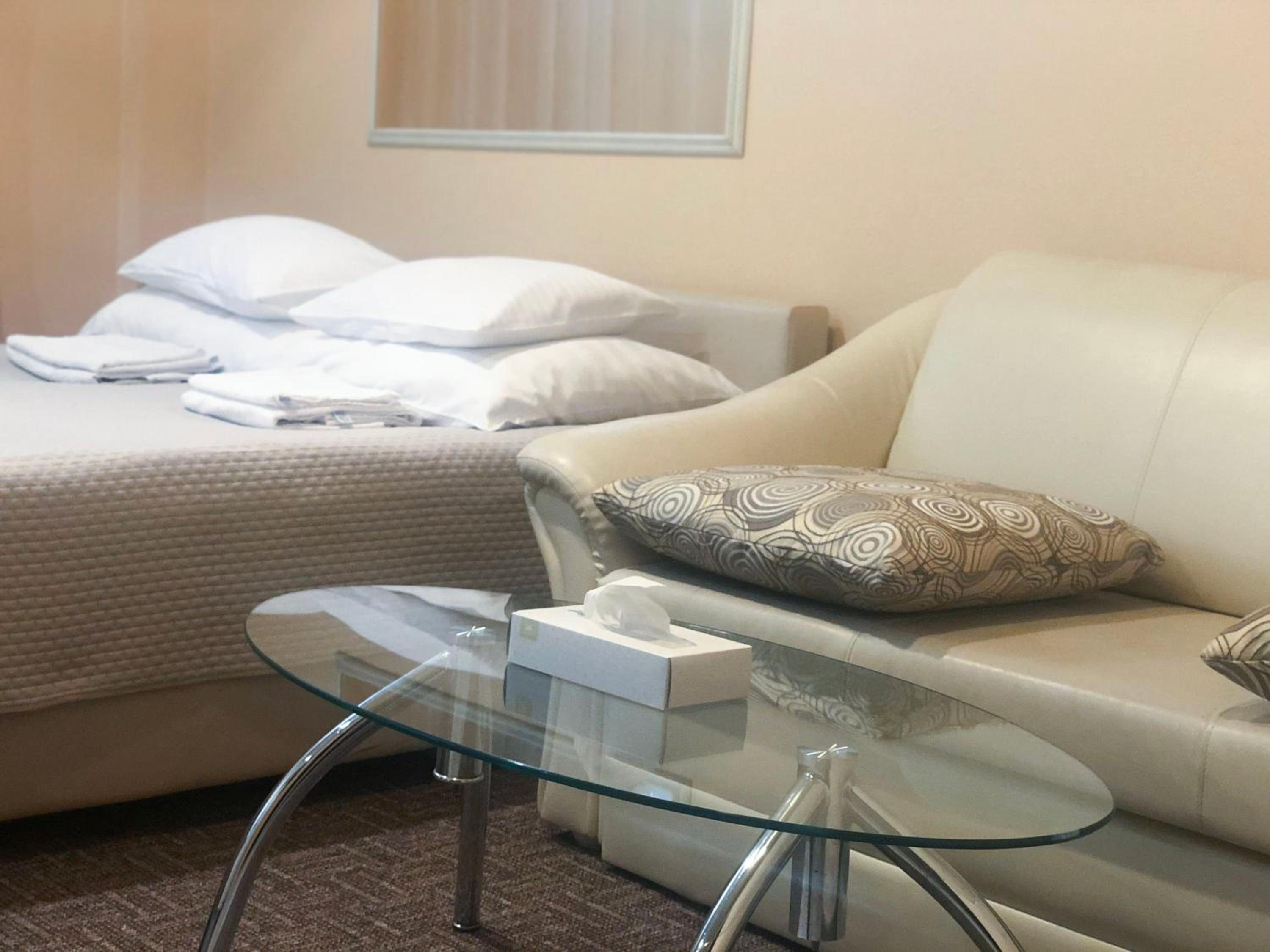 Deluxe Suite - Photo 7