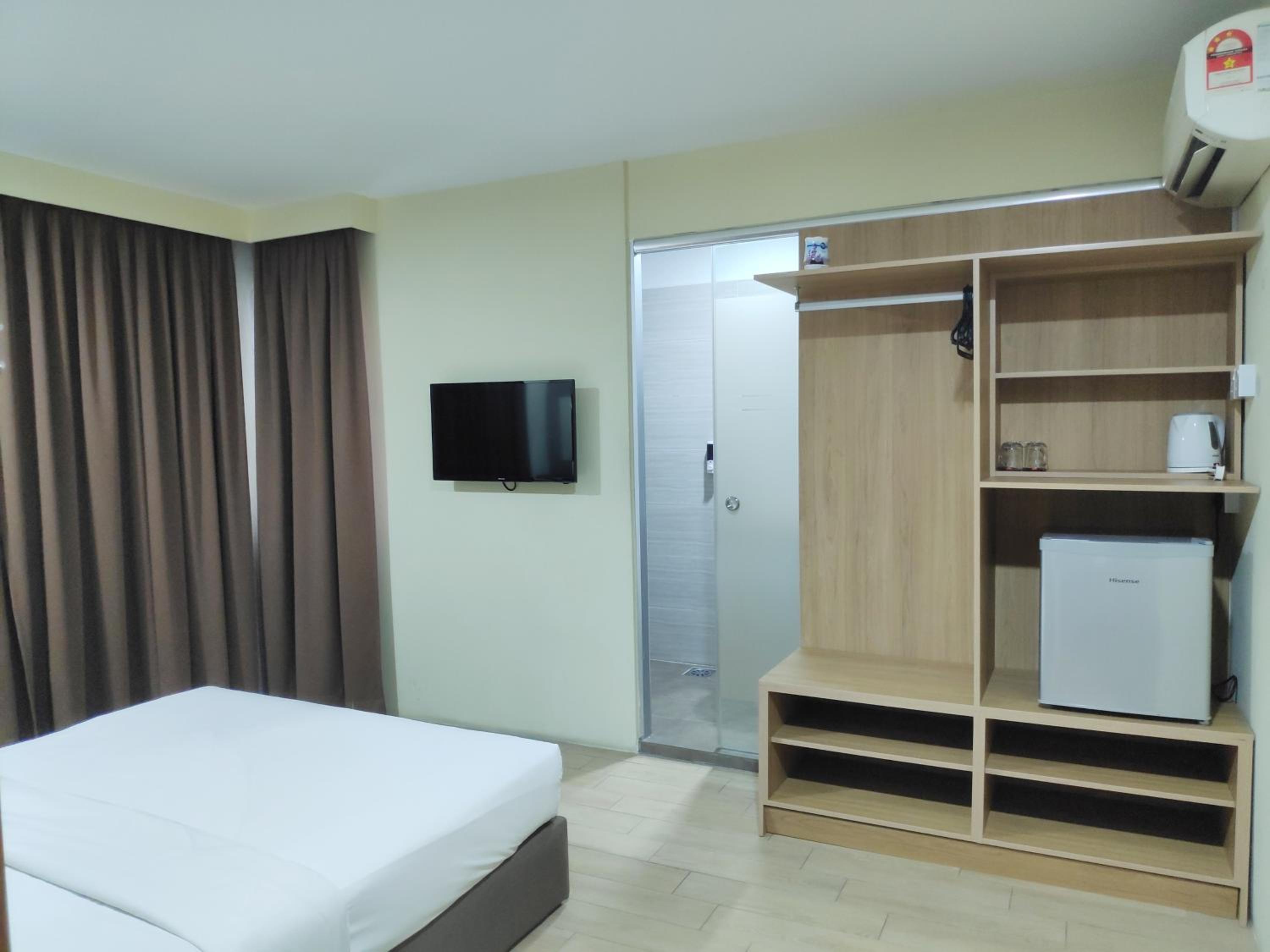 Premium Queen Room photo 1