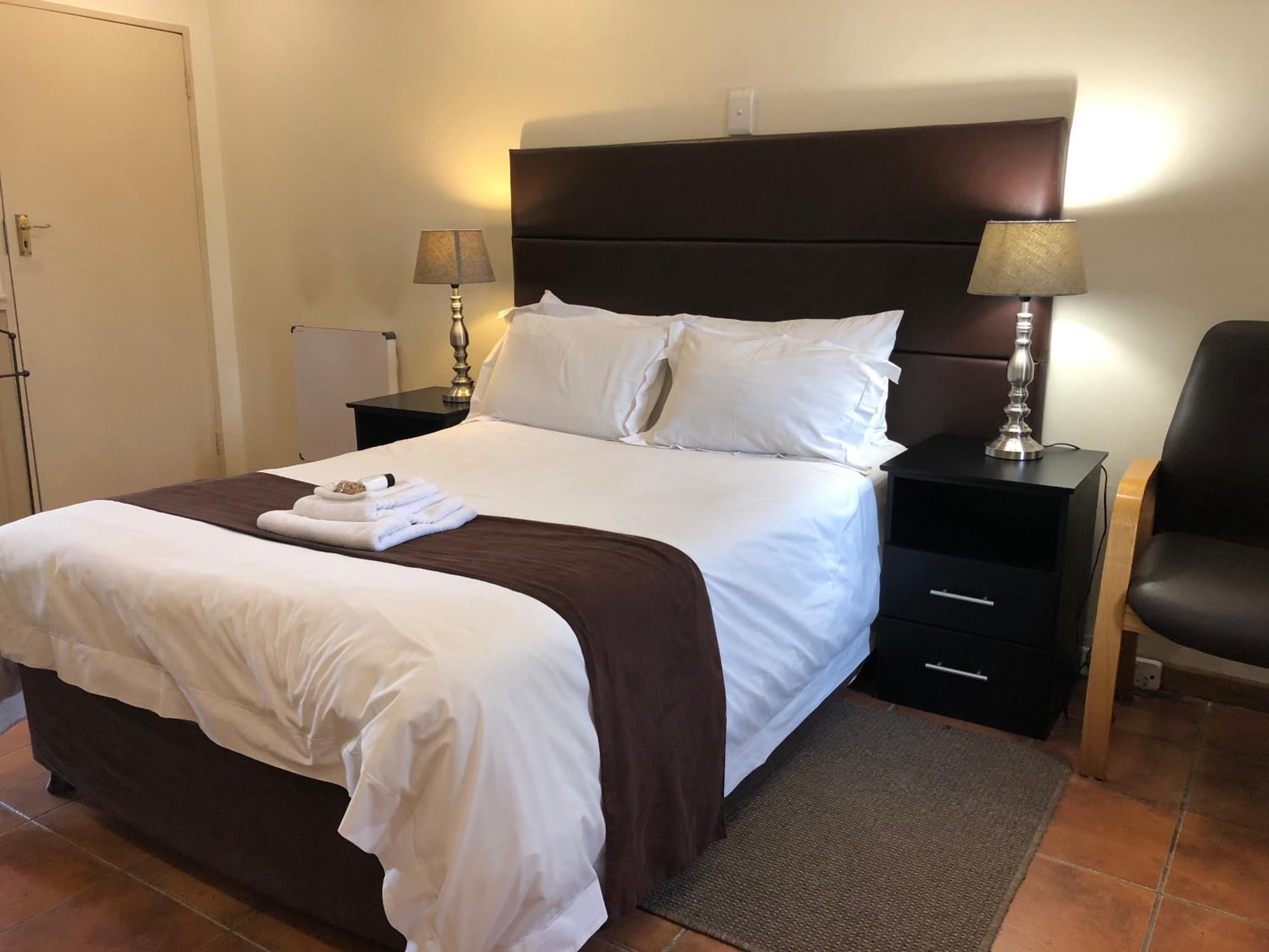 Standard Double Room - Photo 1