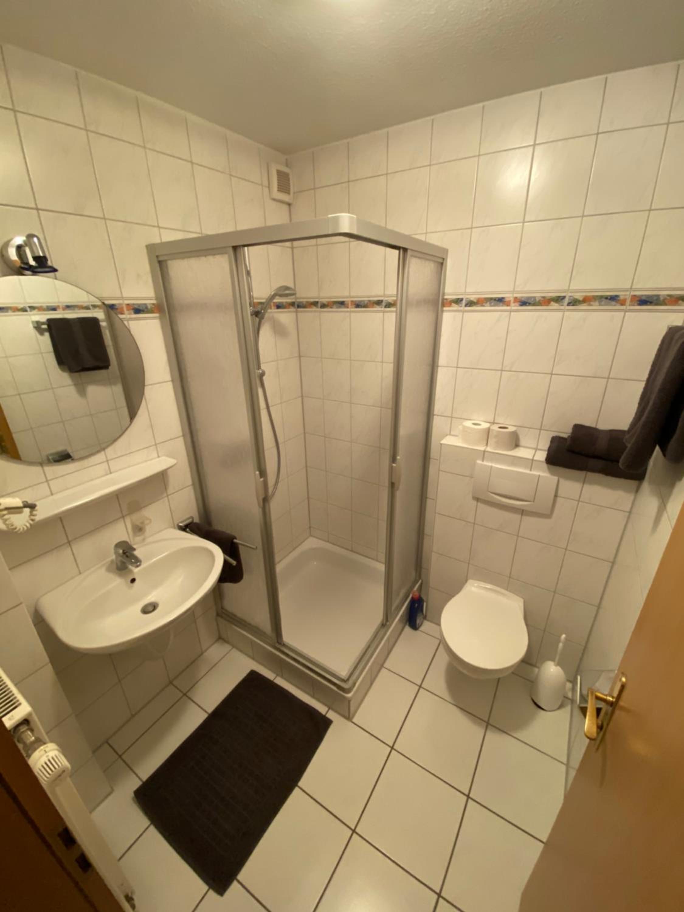 One-Bedroom Apartment photo 3