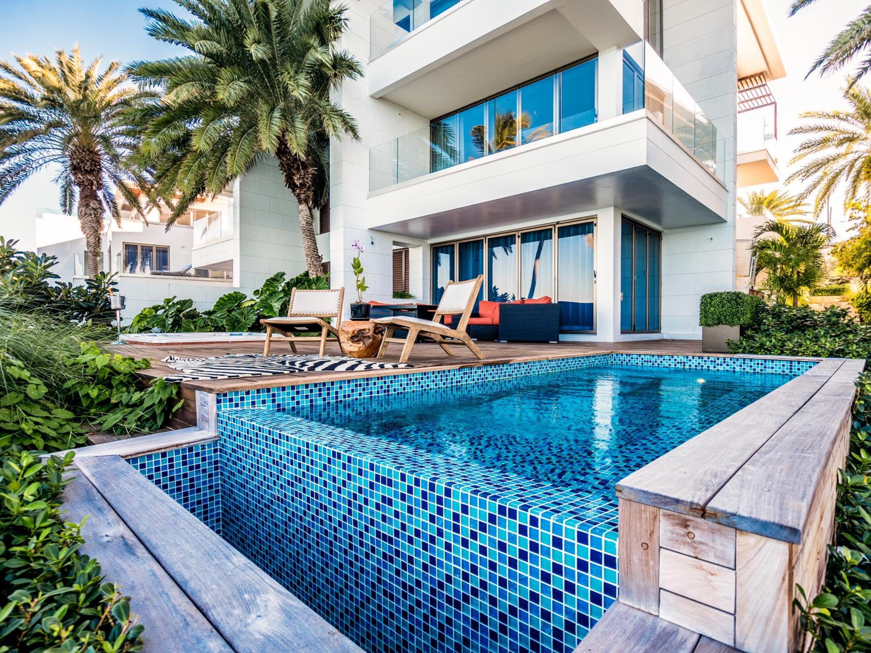 Ocean Front Four Bedroom Luxury Villa