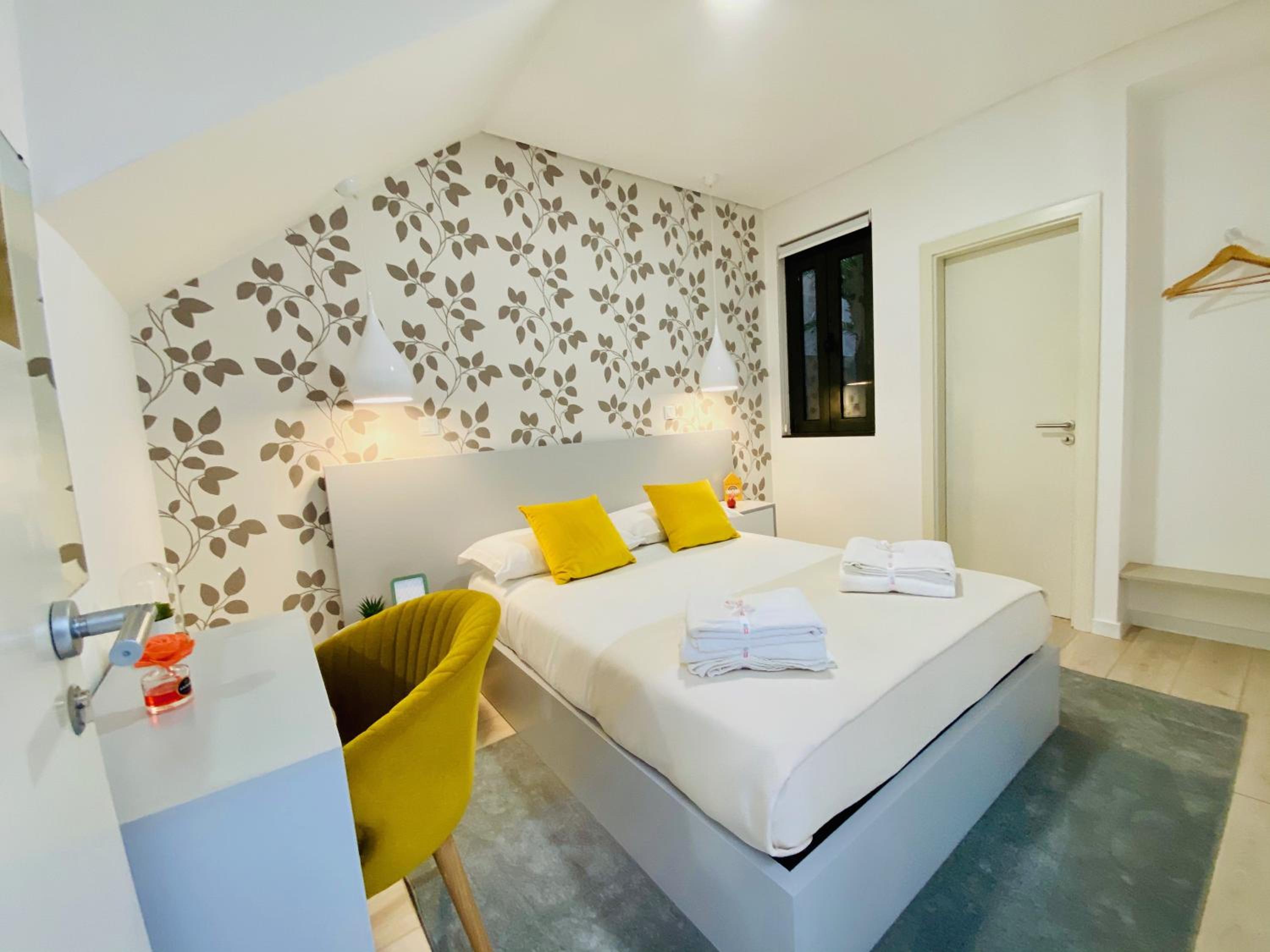 Double Room - Photo 5