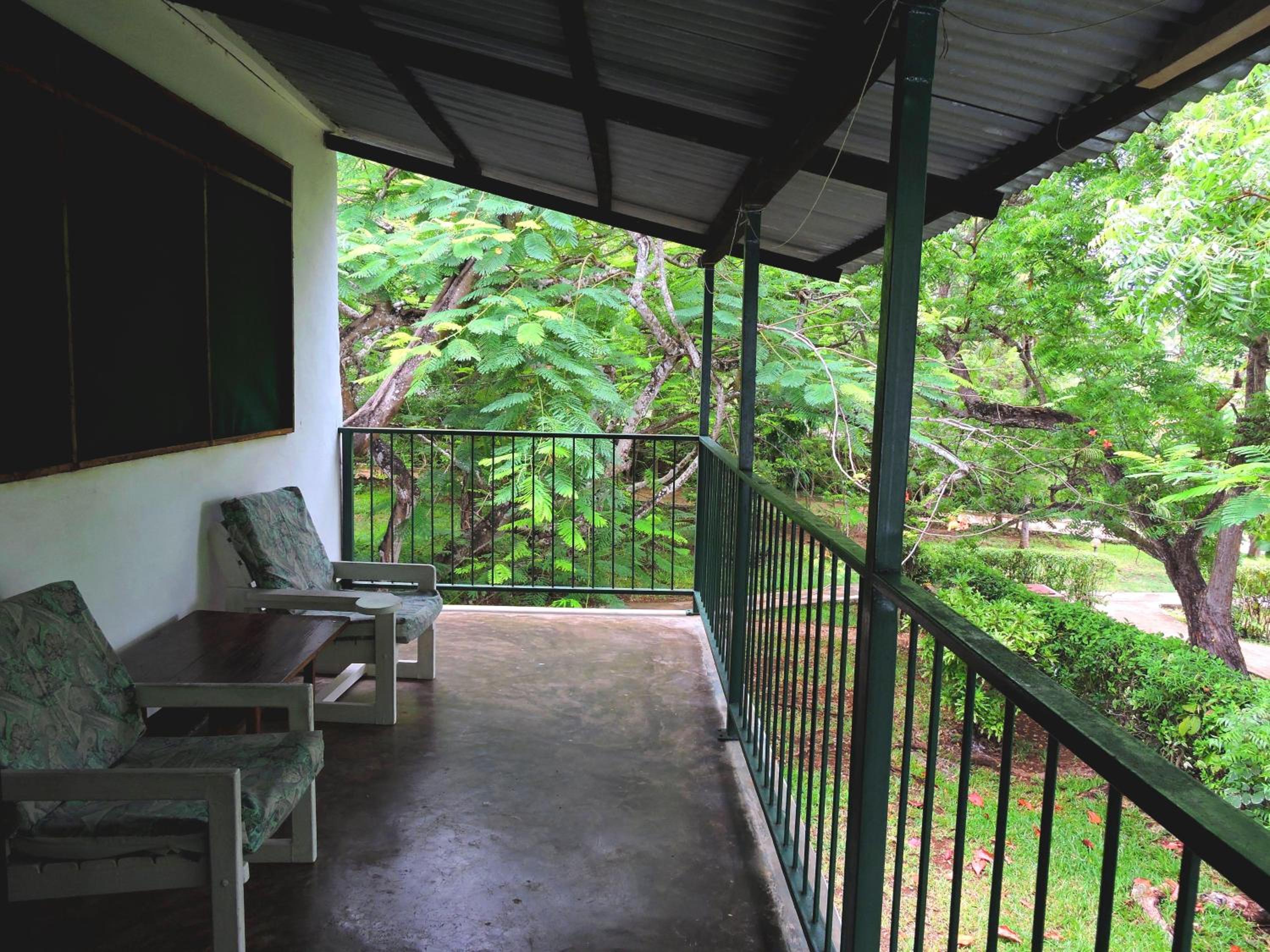 One-Bedroom Cottage Garden Facing photo 3