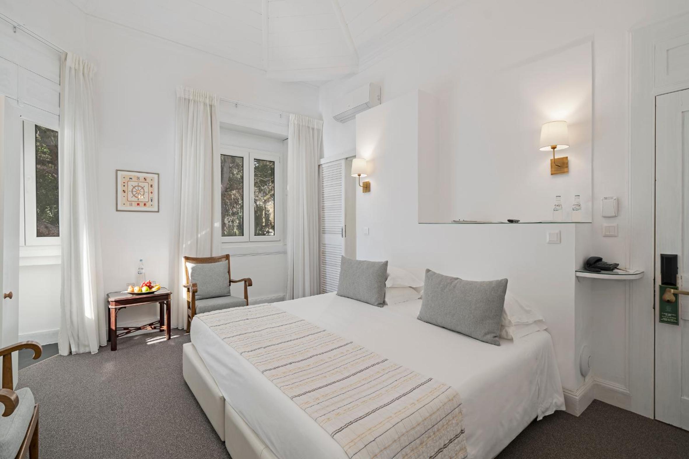 Double Room in Manor House with Garden View photo 3