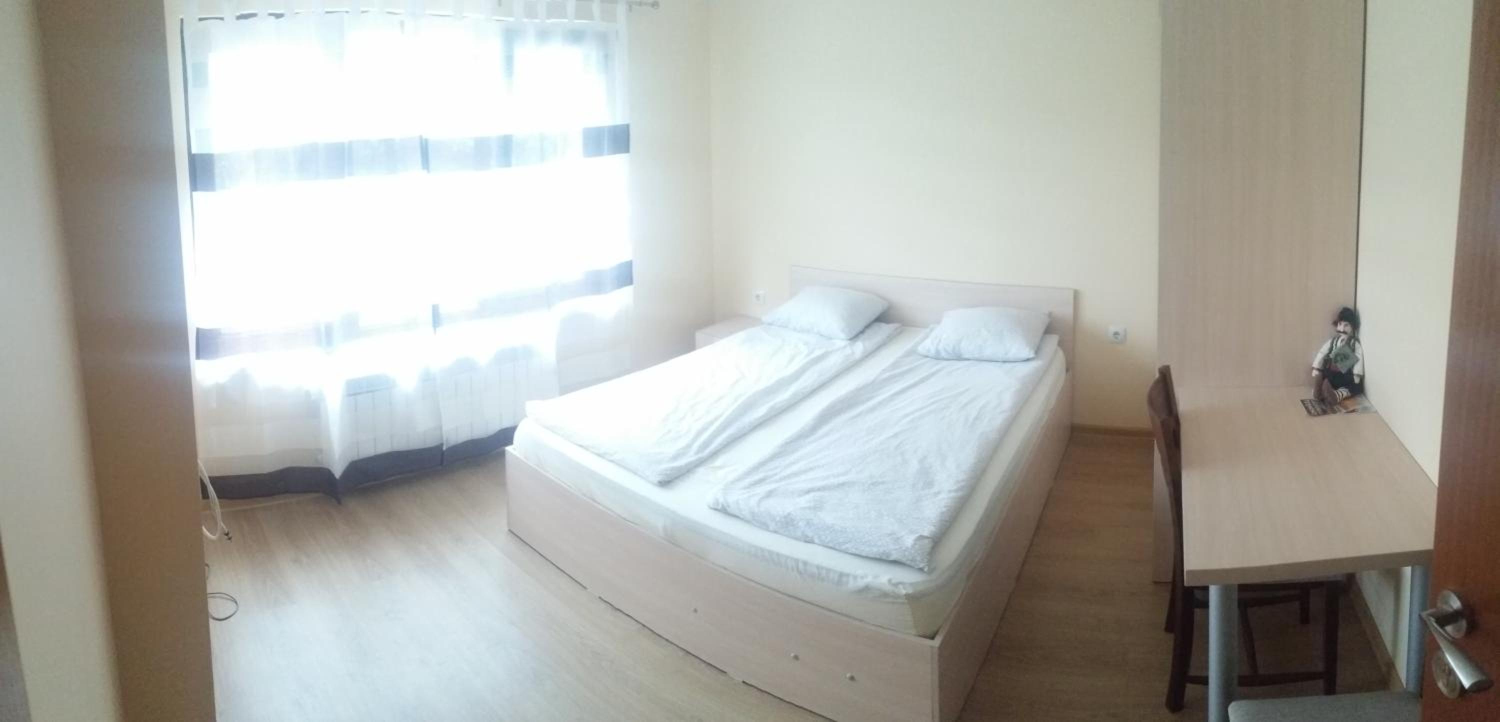 Large Double Room photo 3