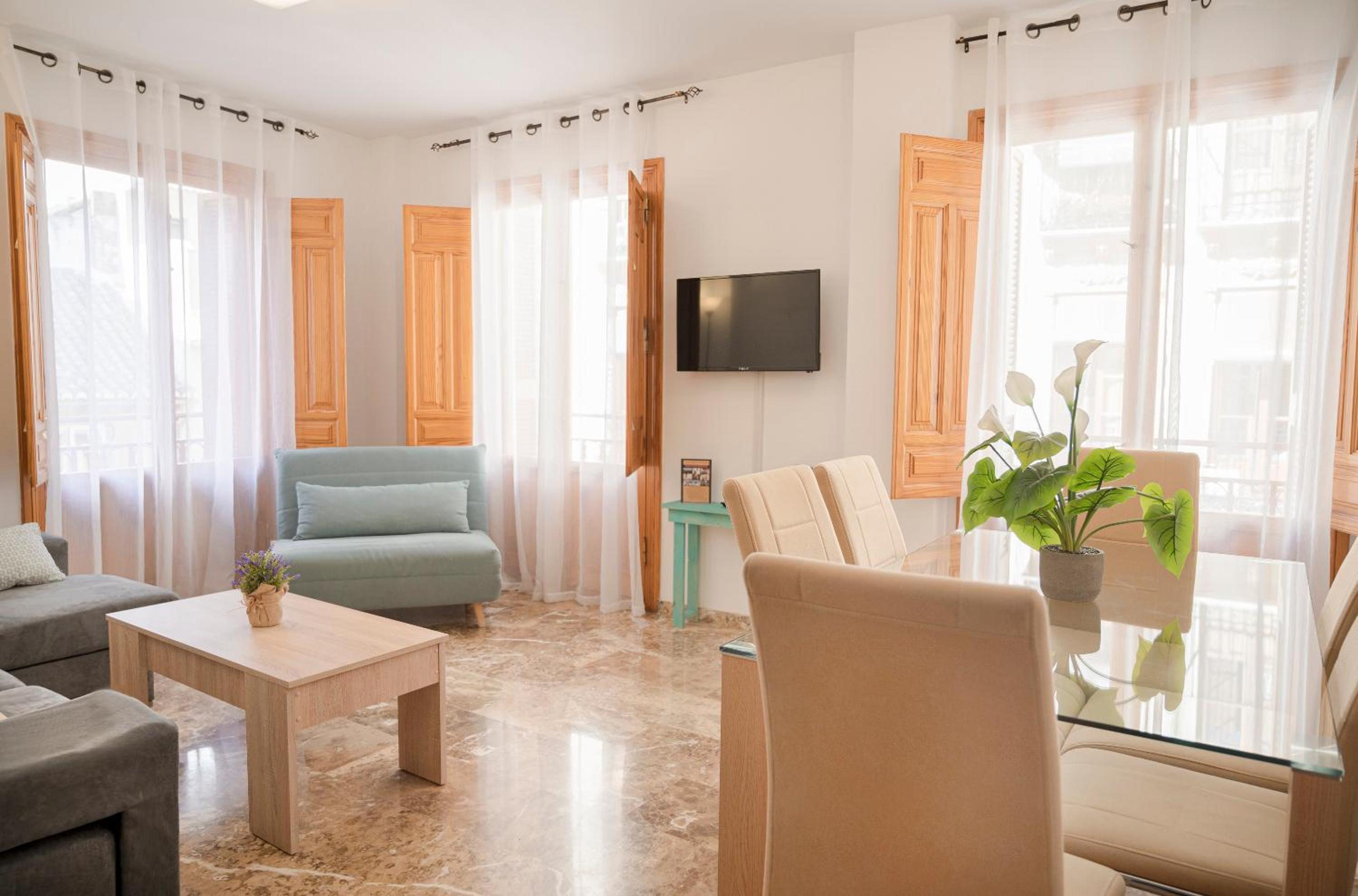 Apartamento con Balcón