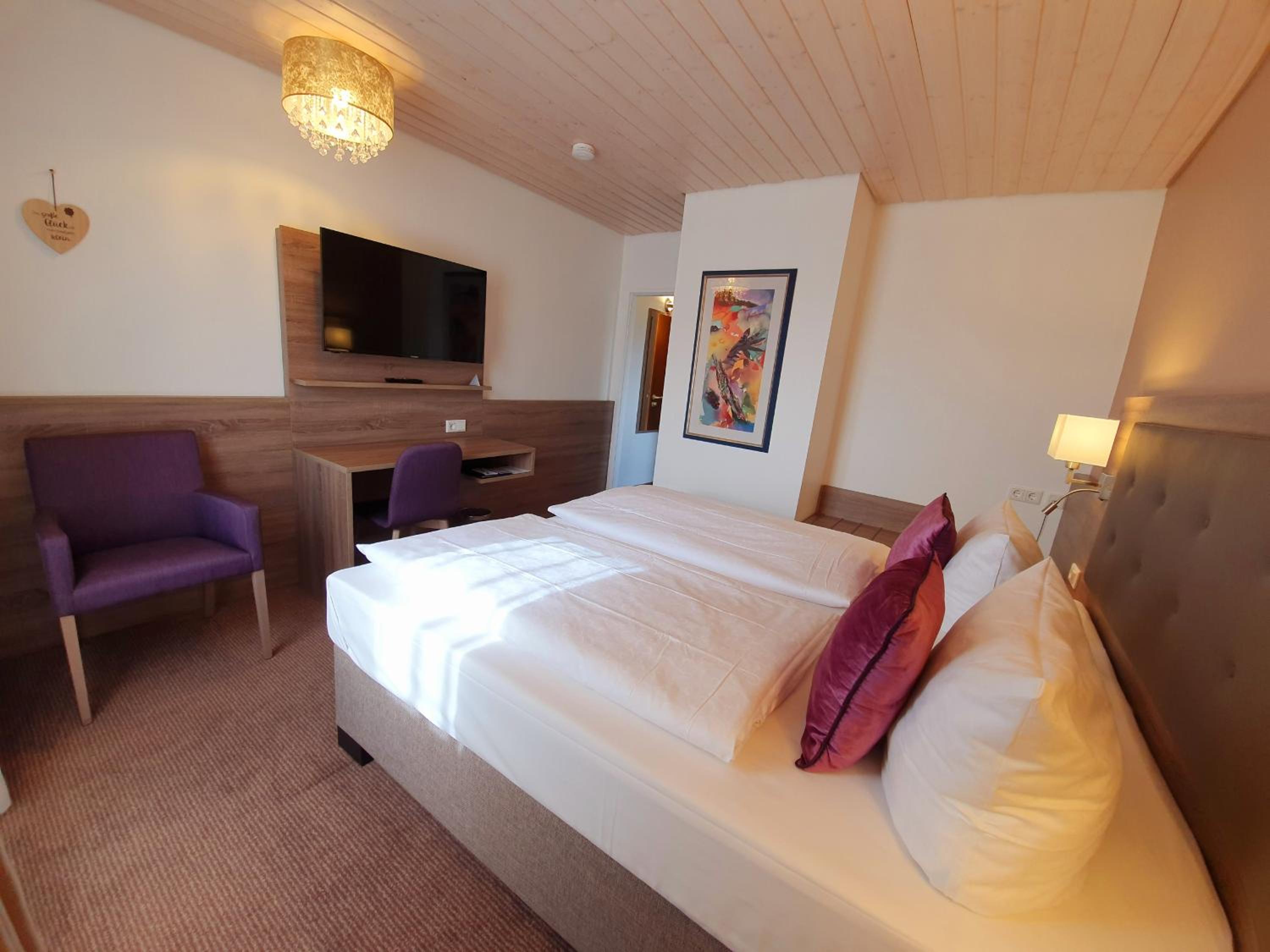 Double Room - Photo 30