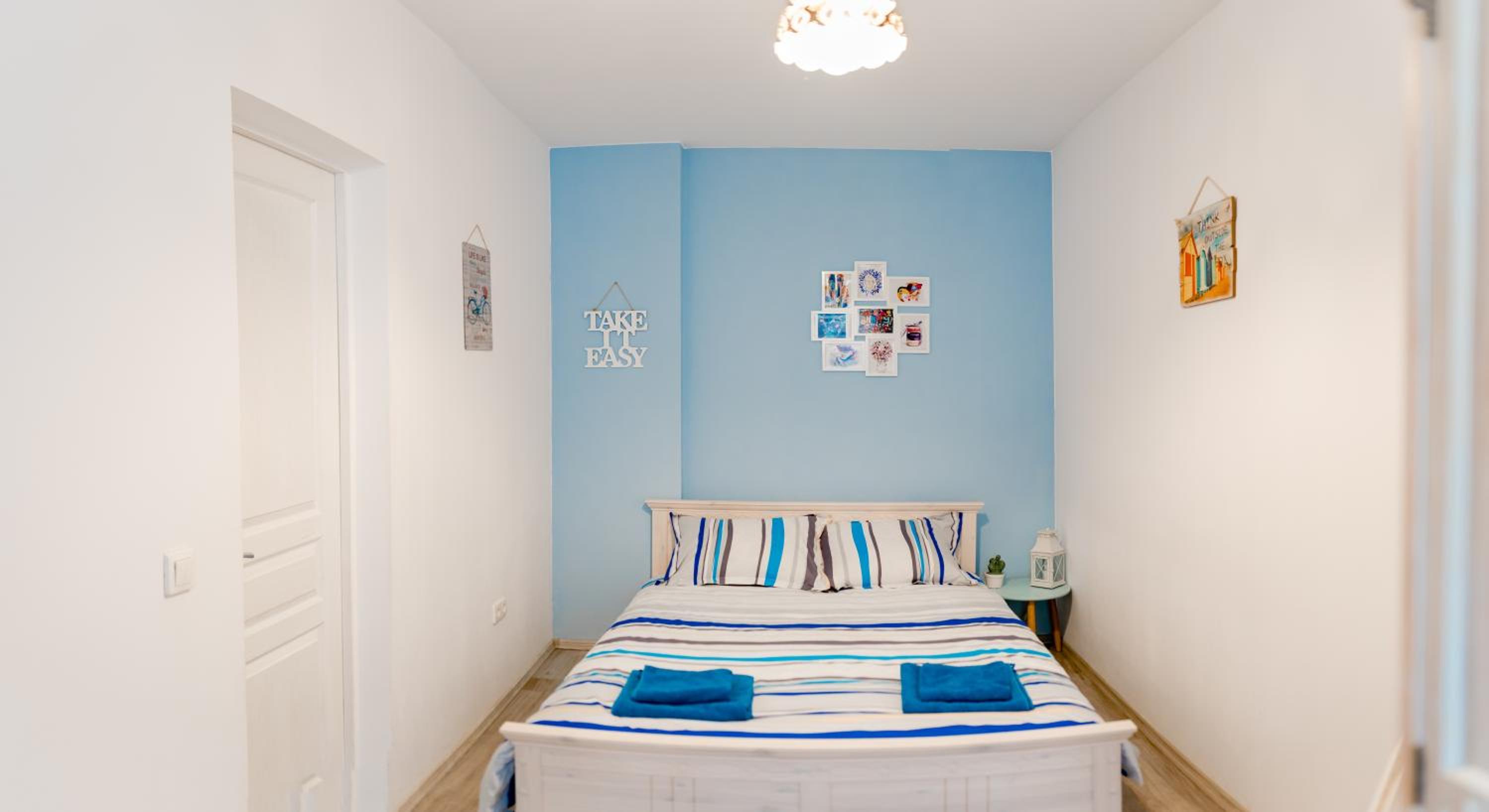 One-Bedroom Apartment (4 Adults) - Photo 21