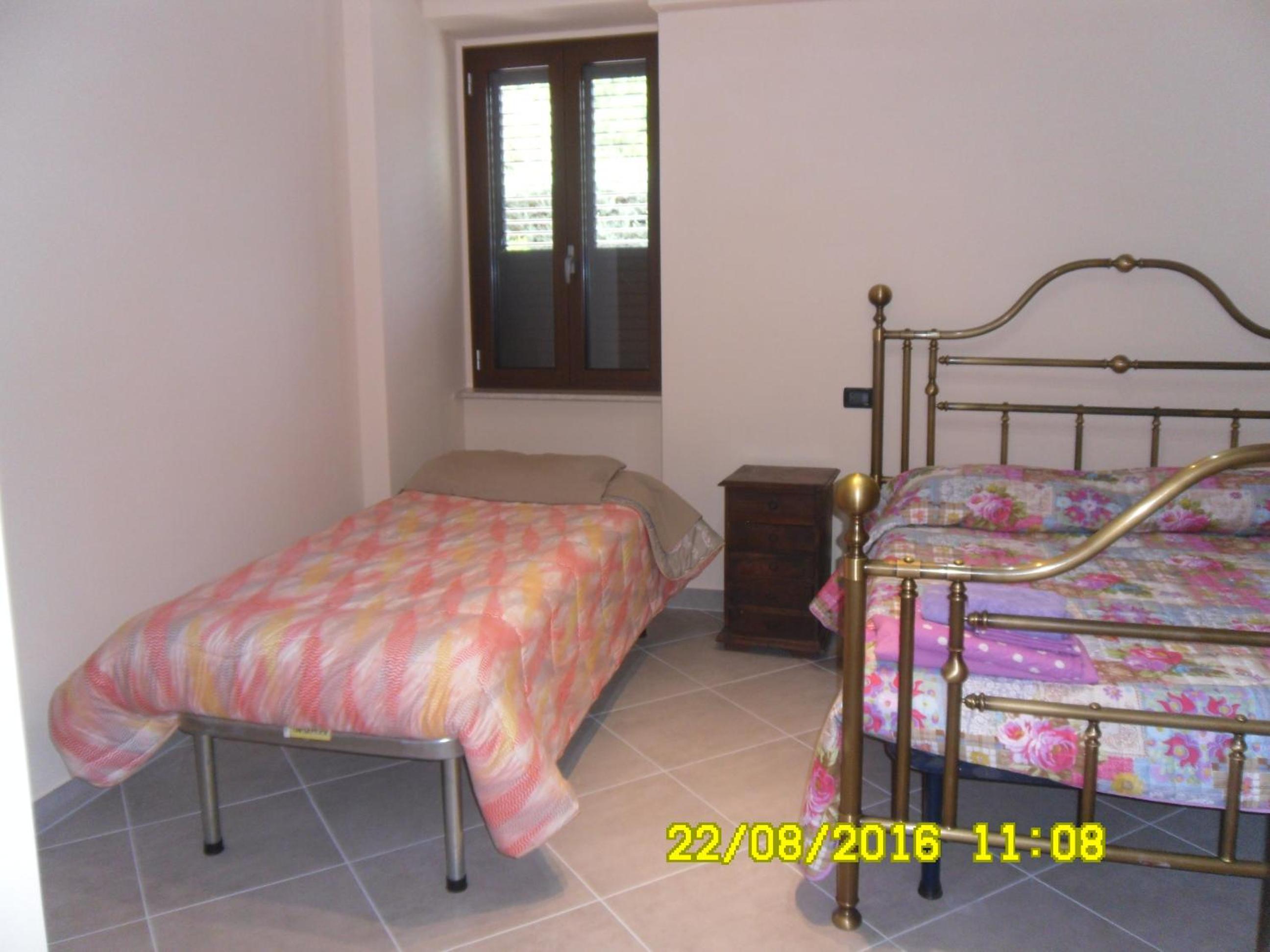 King Room with Roll-In Shower - Disability Access - Photo 1