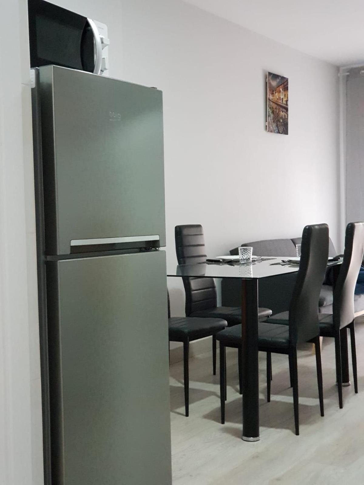 Two-Bedroom Apartment - Photo 6