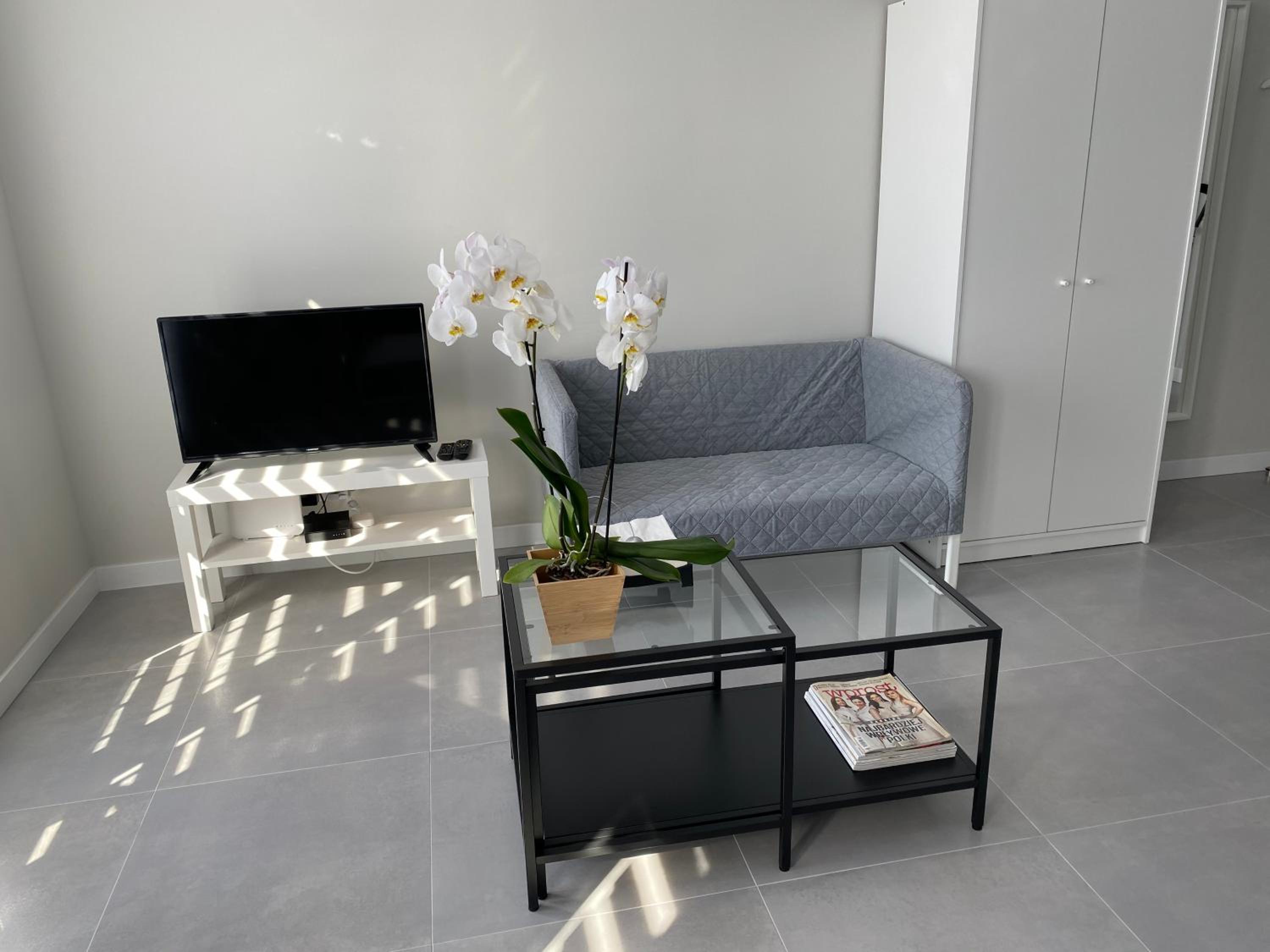 One-Bedroom Apartment - Photo 3