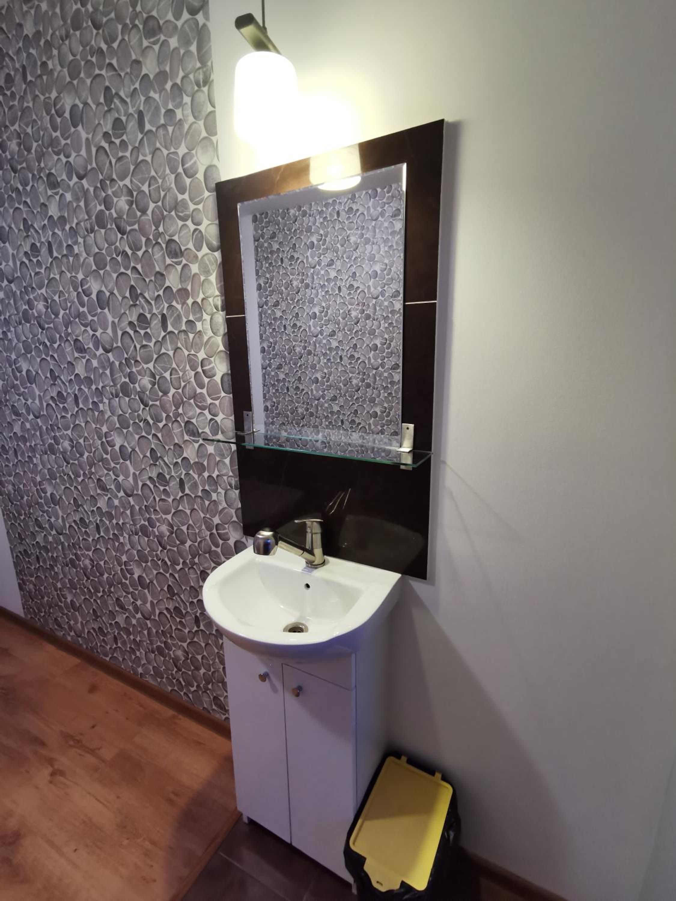 Standard Single Room with Shared Bathroom photo 3