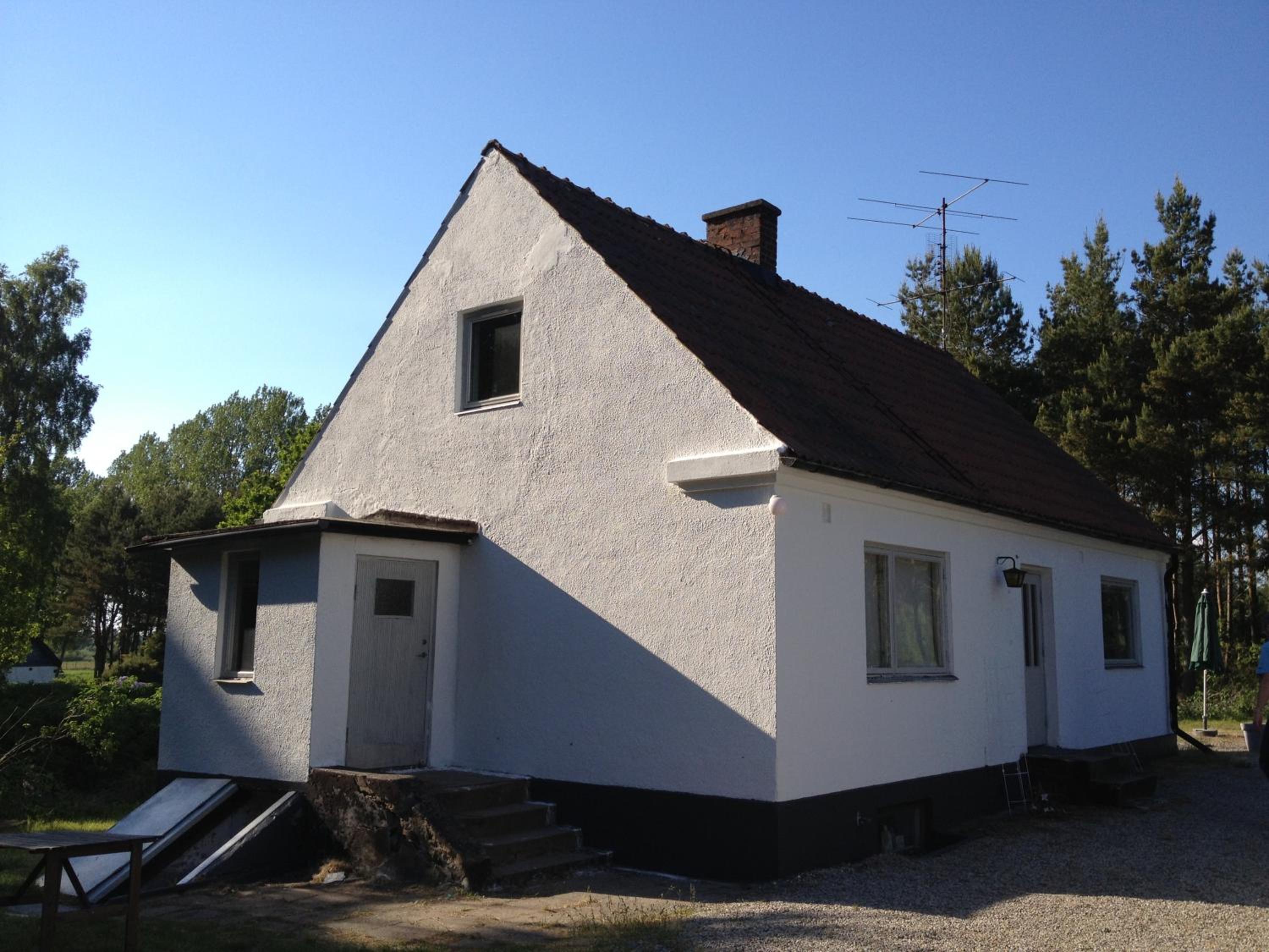 Two-Bedroom House photo 3