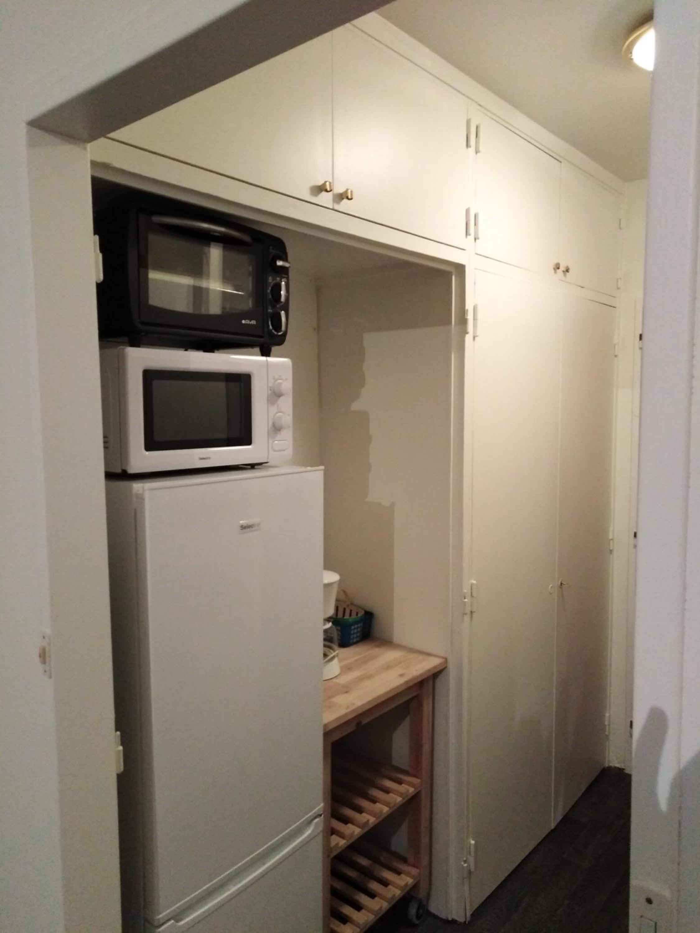 One-Bedroom Apartment photo 3