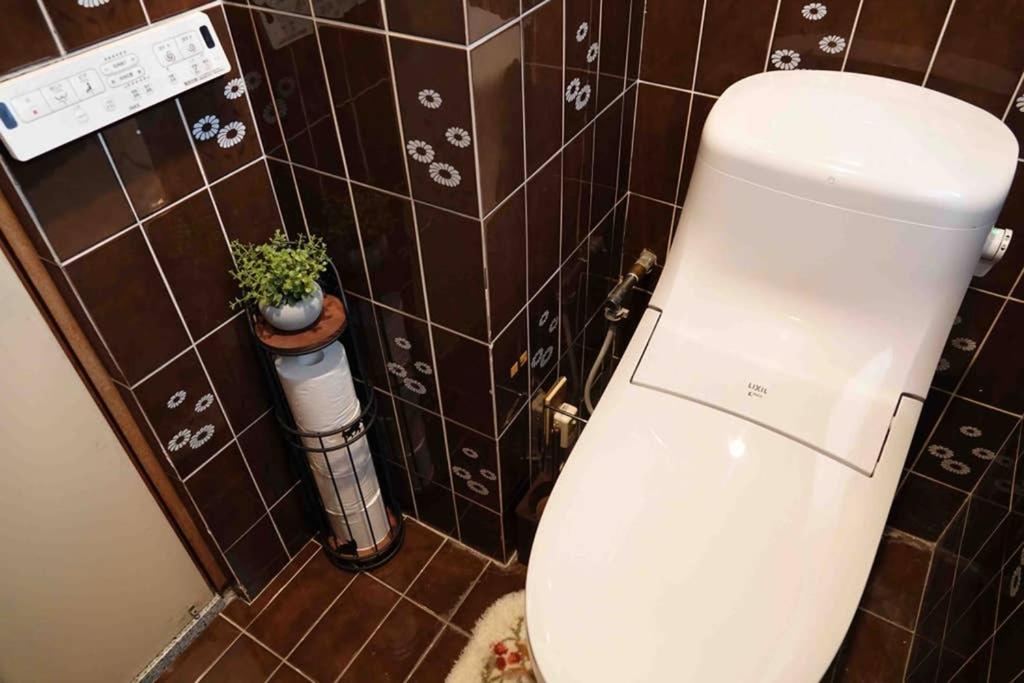 Two-Bedroom Suite - Photo 8