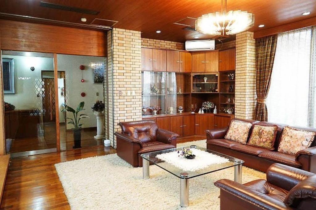 Two-Bedroom Suite - Photo 10
