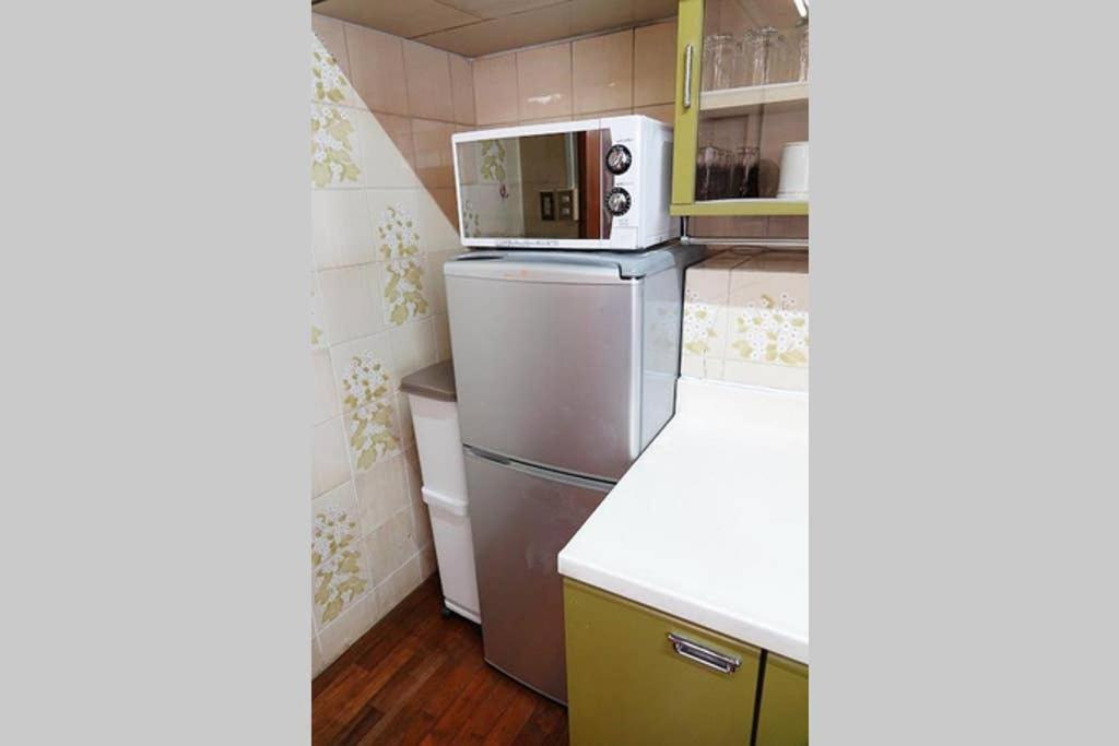Two-Bedroom Suite - Photo 17
